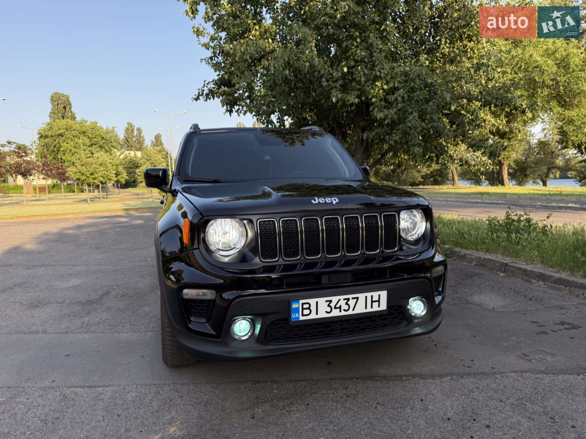 Jeep Renegade 2019 VIN ZACNJBB12LPL11154 фото оголошення 4 з 24