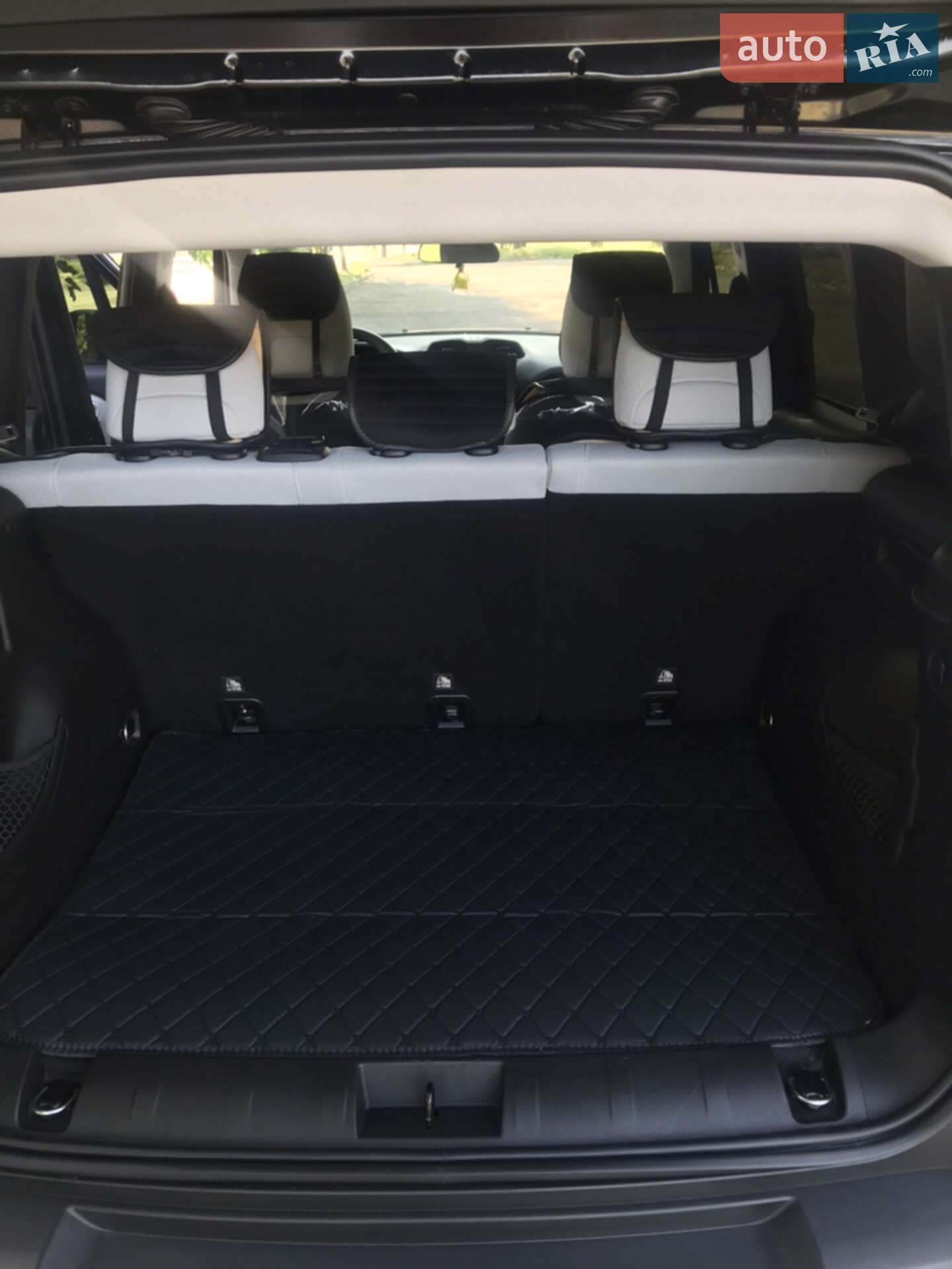 Jeep Renegade 2019 VIN ZACNJBB12LPL11154 фото оголошення 20 з 24
