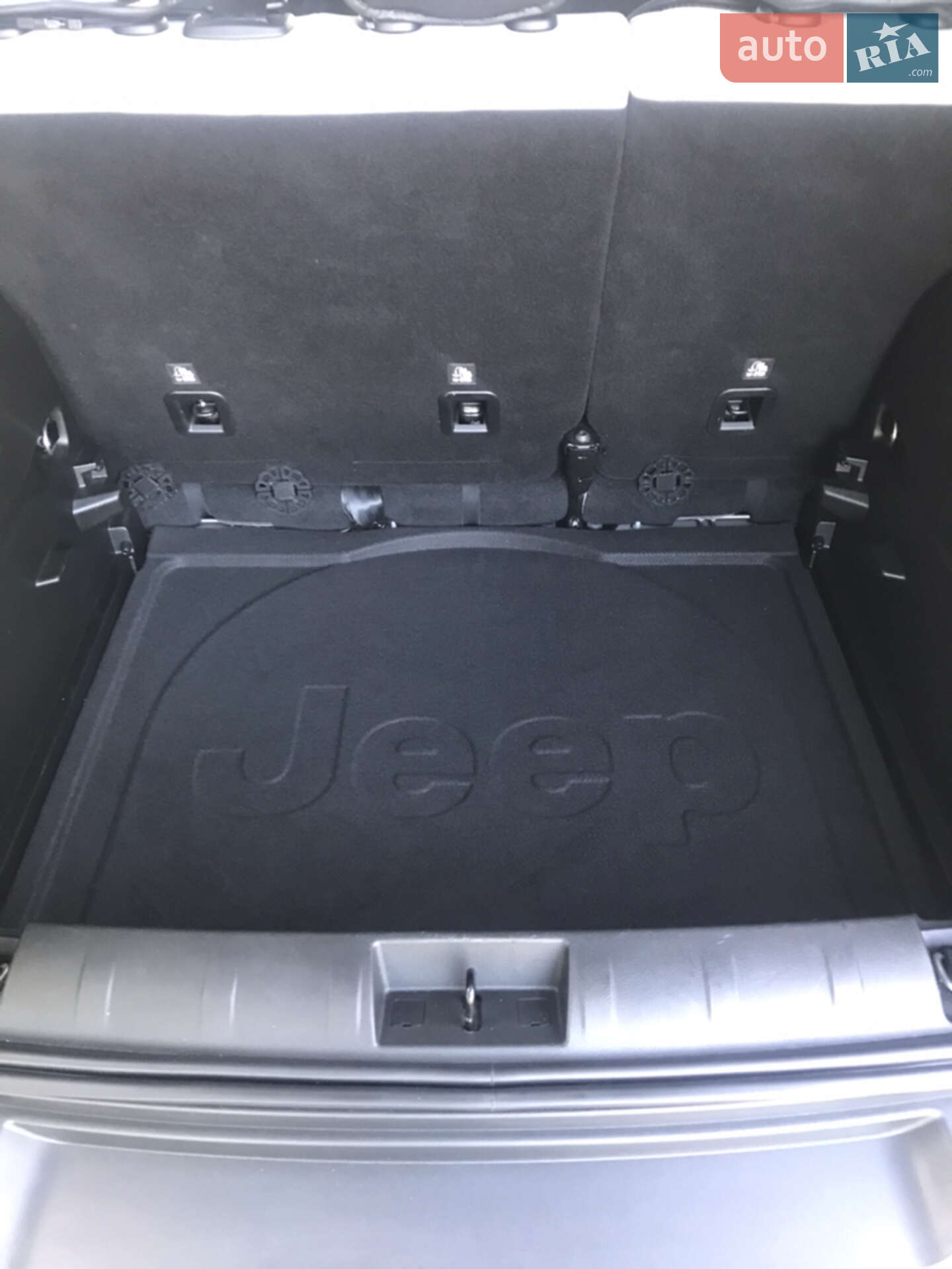 Jeep Renegade 2019 VIN ZACNJBB12LPL11154 фото оголошення 22 з 24