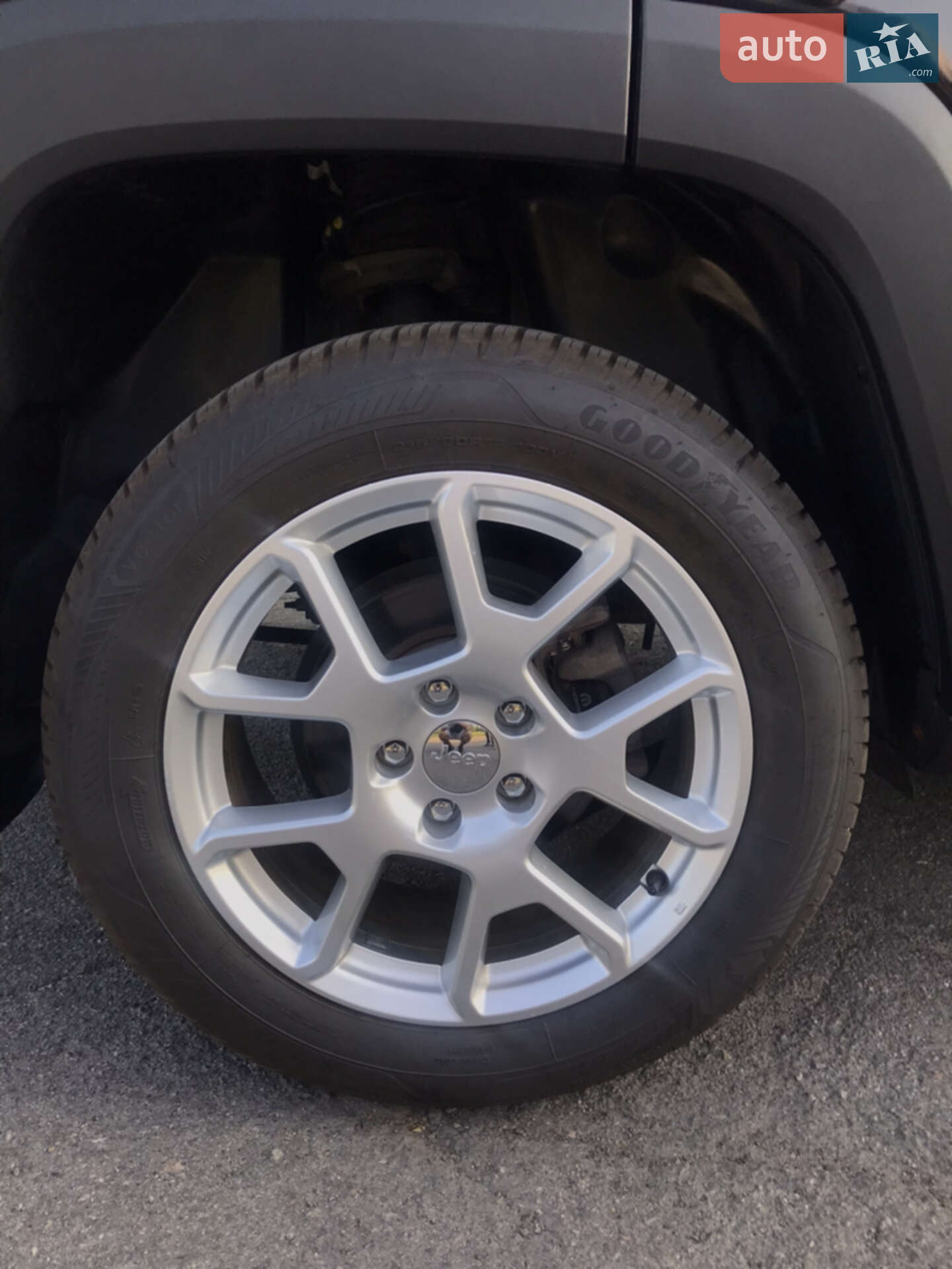 Jeep Renegade 2019 VIN ZACNJBB12LPL11154 фото оголошення 24 з 24