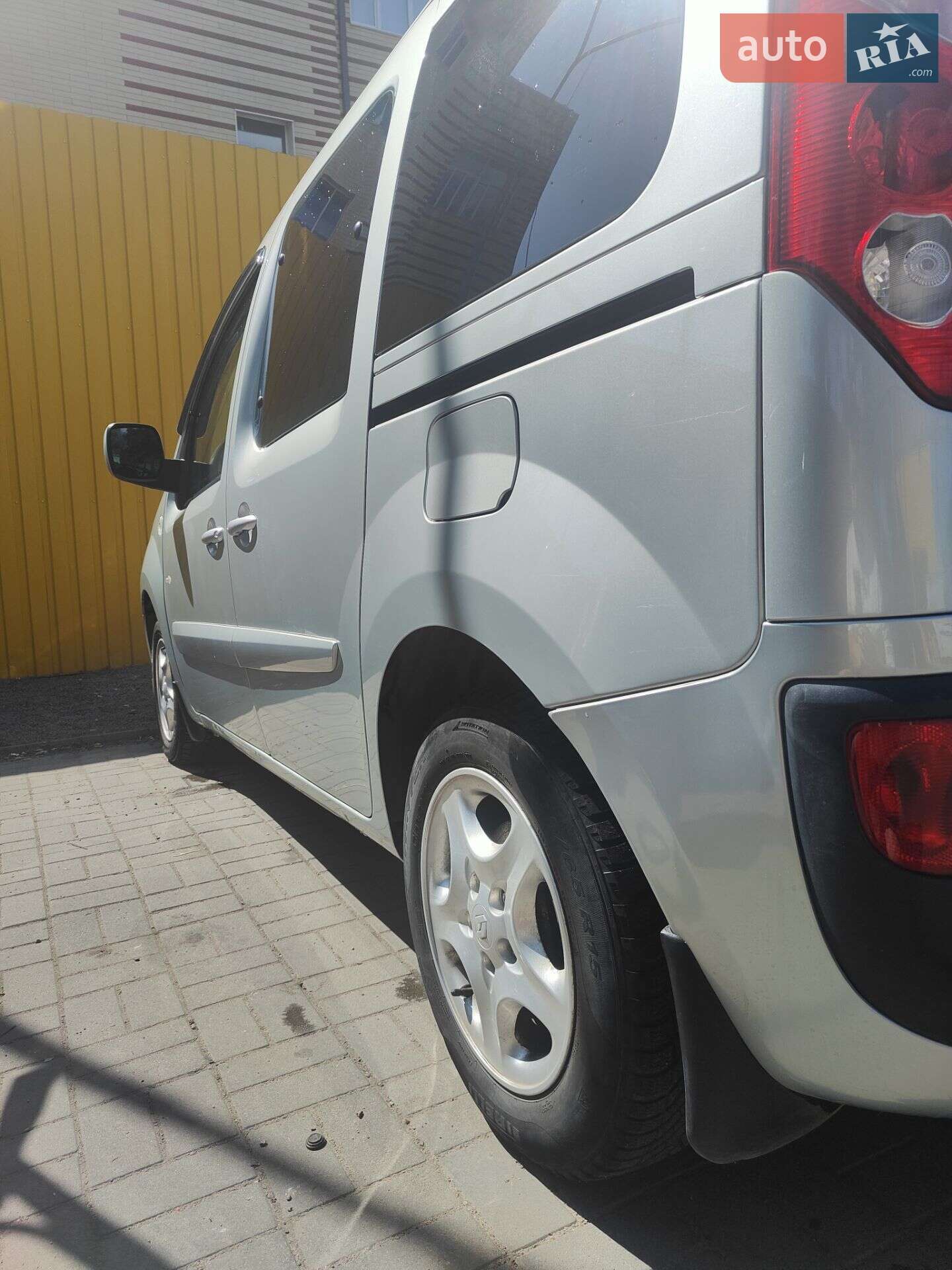 Renault Kangoo 2012 VIN VF1KW25B546952313 фото оголошення 7 з 23
