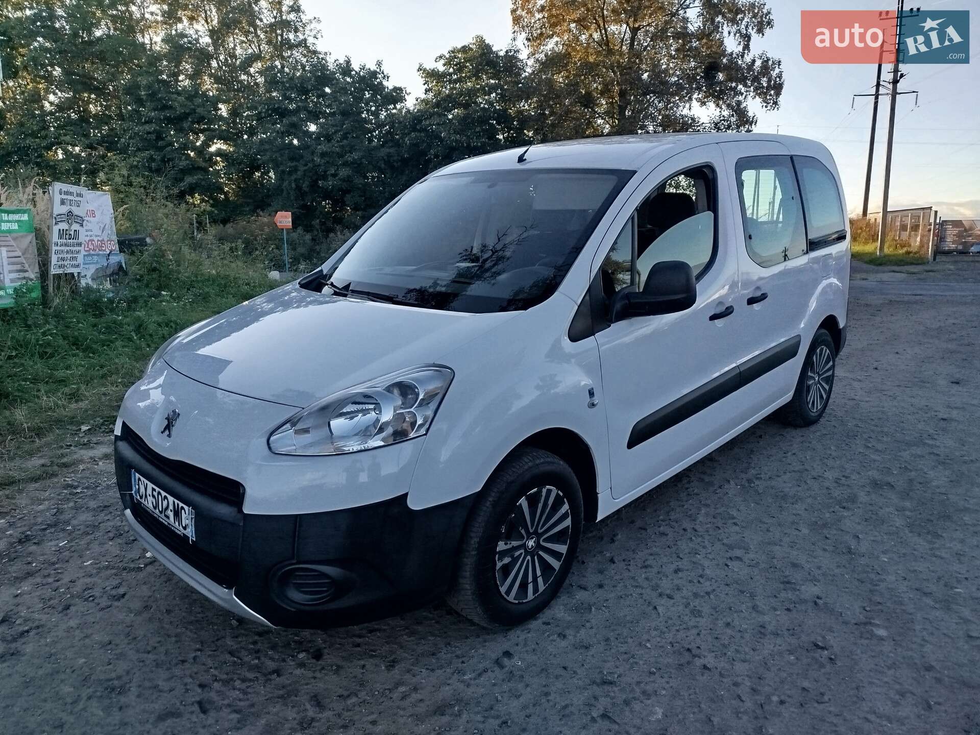 Peugeot Partner 2013 VIN VF37J9HN0DN523883 фото оголошення 9 з 37