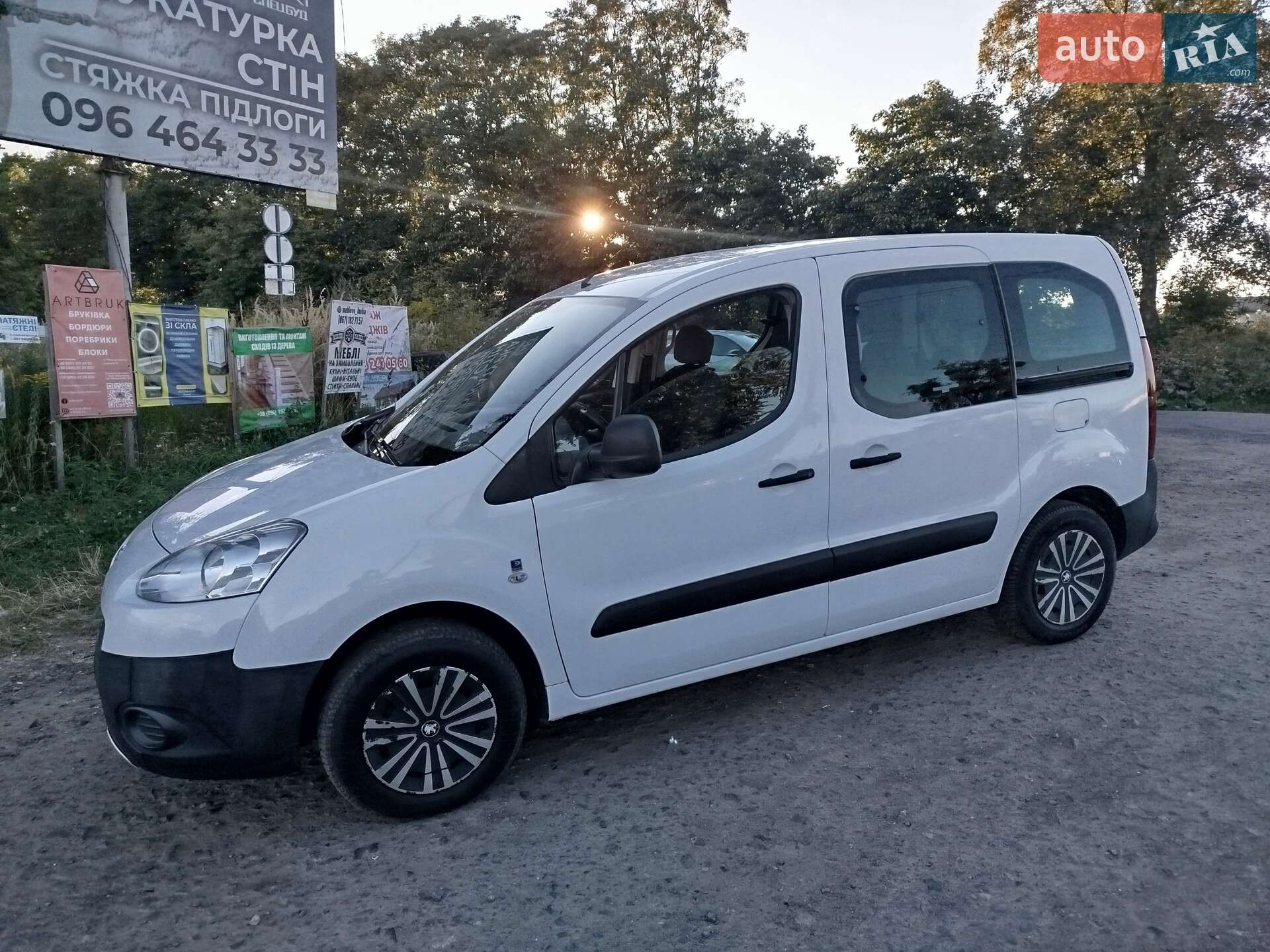 Peugeot Partner 2013 VIN VF37J9HN0DN523883 фото оголошення 17 з 37