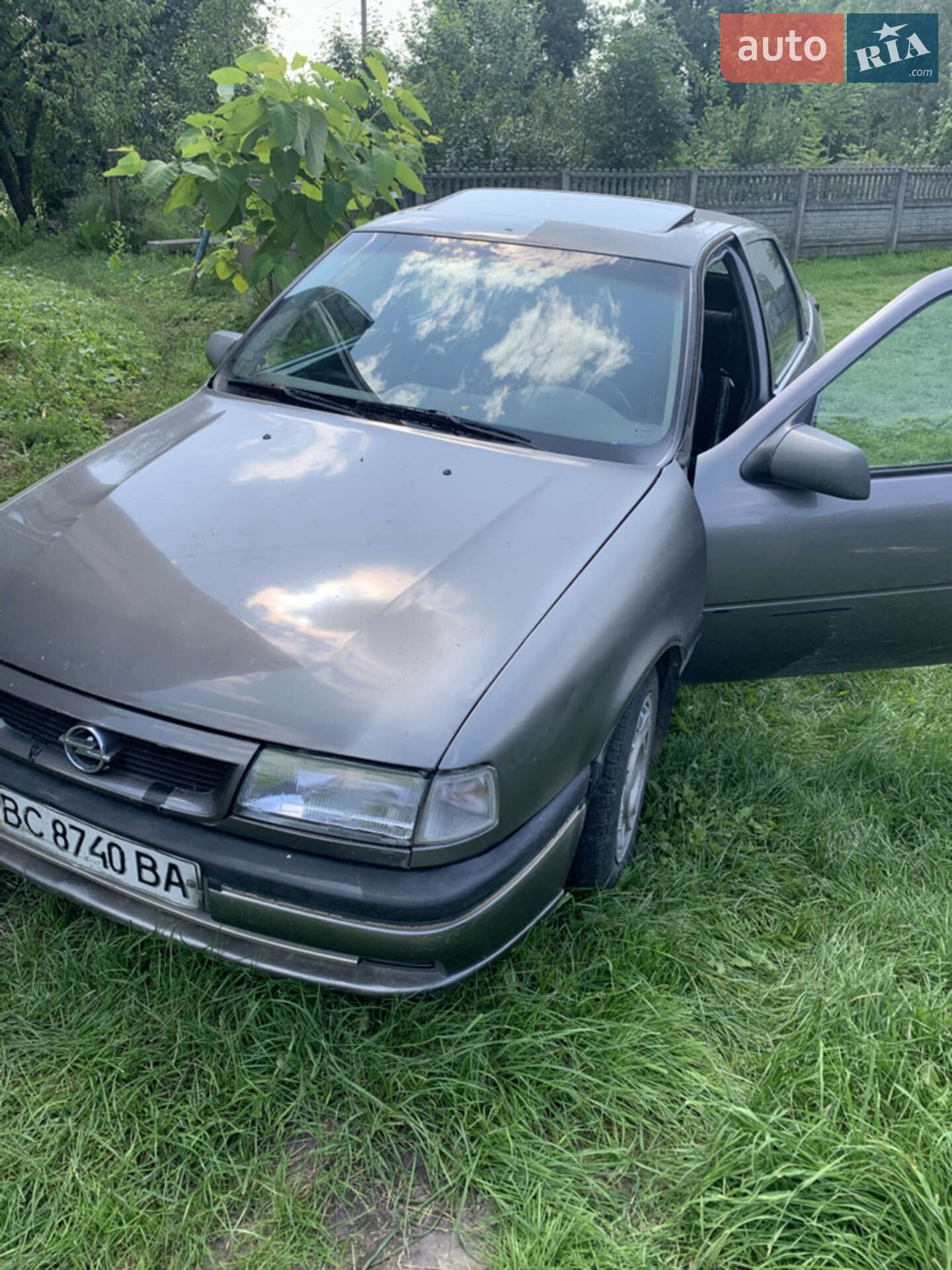 Opel Vectra 1990 VIN W0L000089L1162081 фото оголошення 14 з 18