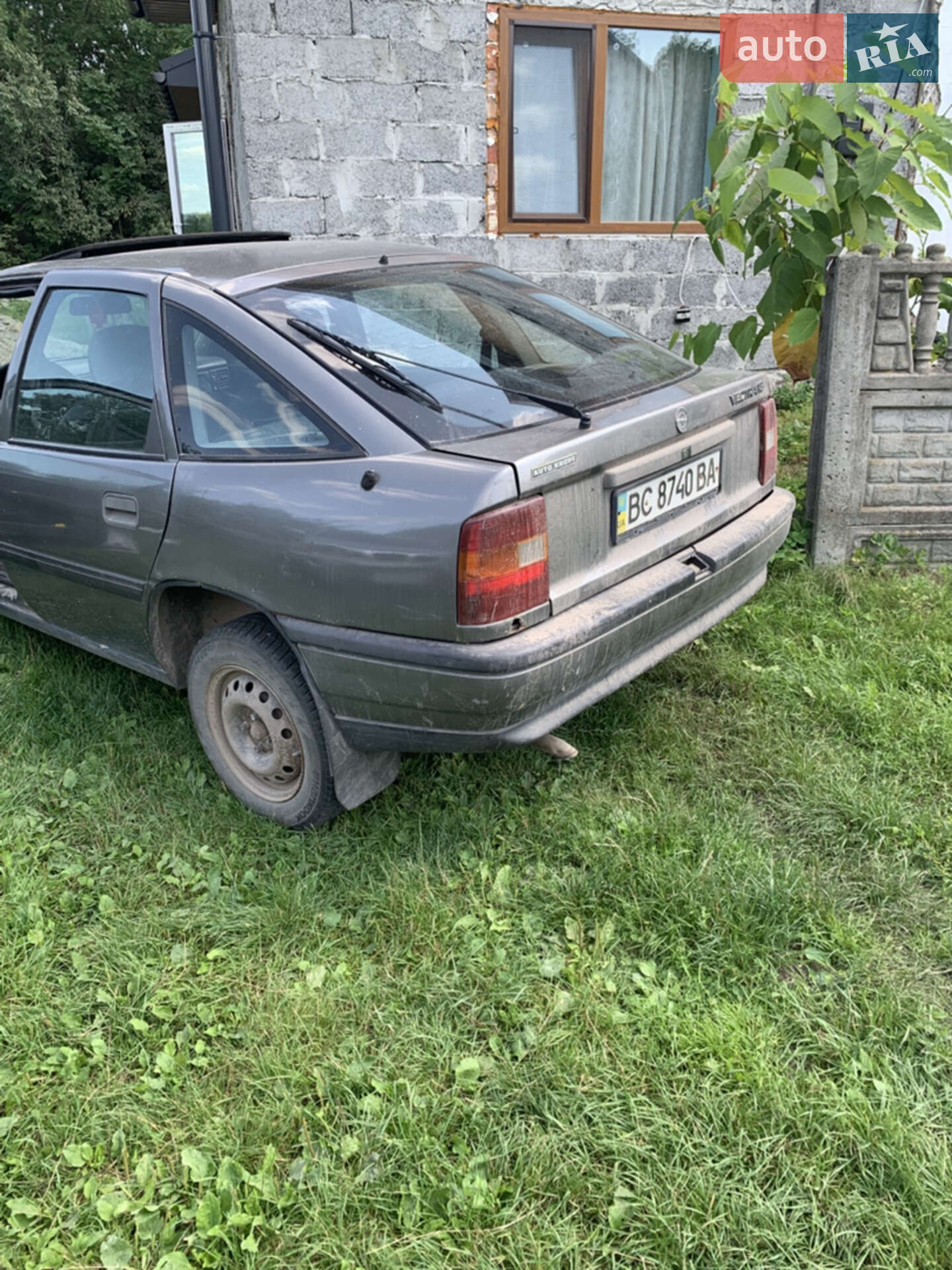 Opel Vectra 1990 VIN W0L000089L1162081 фото оголошення 17 з 18