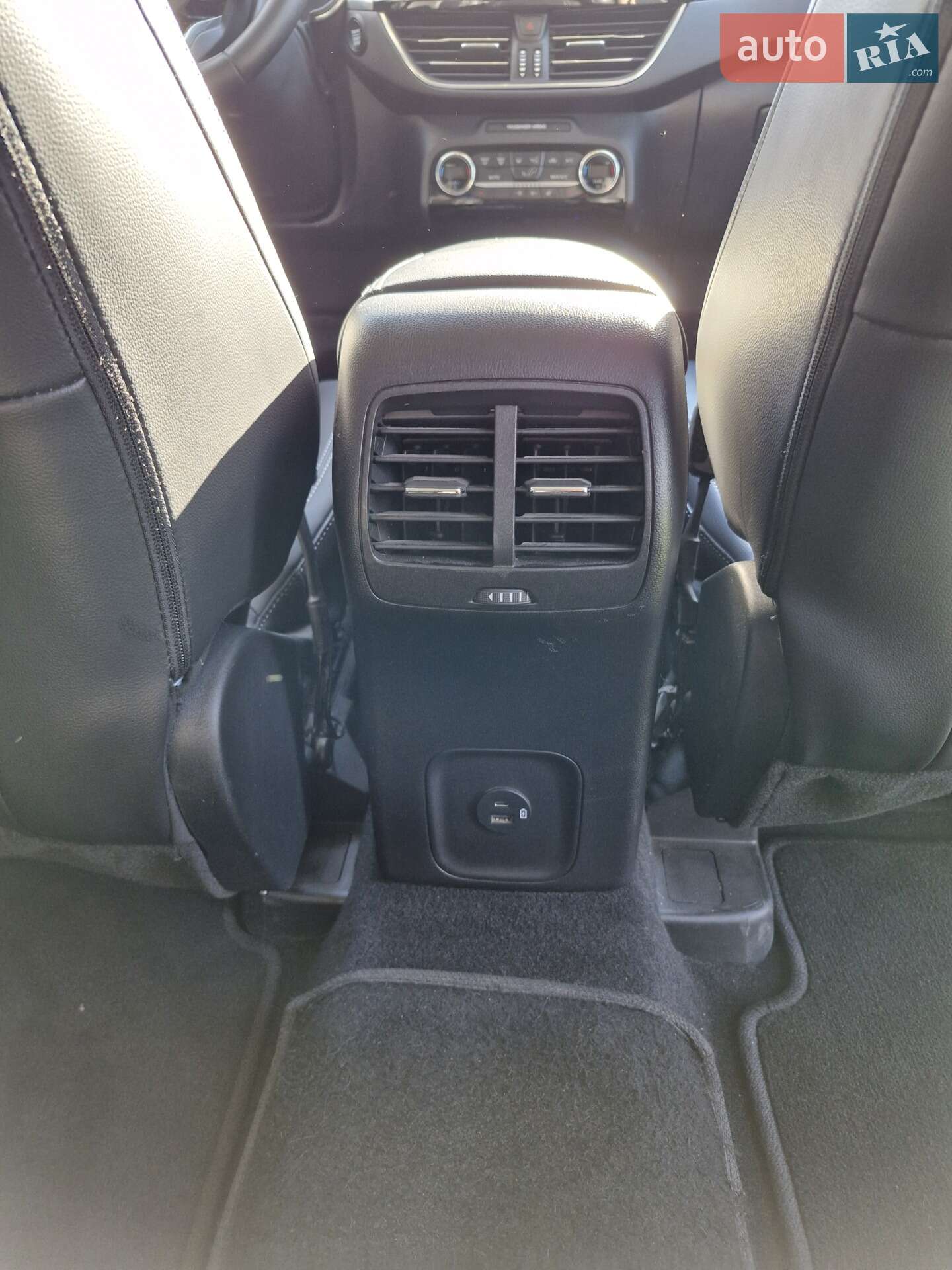 Ford Escape 2021 VIN 1FMCU0DZ5MUB18081 фото оголошення 26 з 38