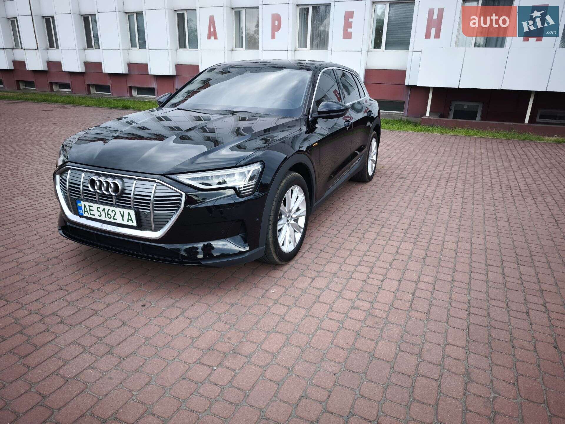 Audi e-tron 2019 VIN WAUZZZGE4LB007493 фото оголошення 26 з 33