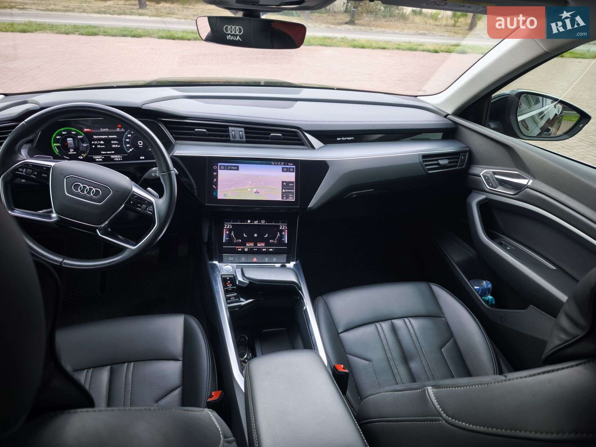 Audi e-tron 2019 VIN WAUZZZGE4LB007493 фото оголошення 31 з 33