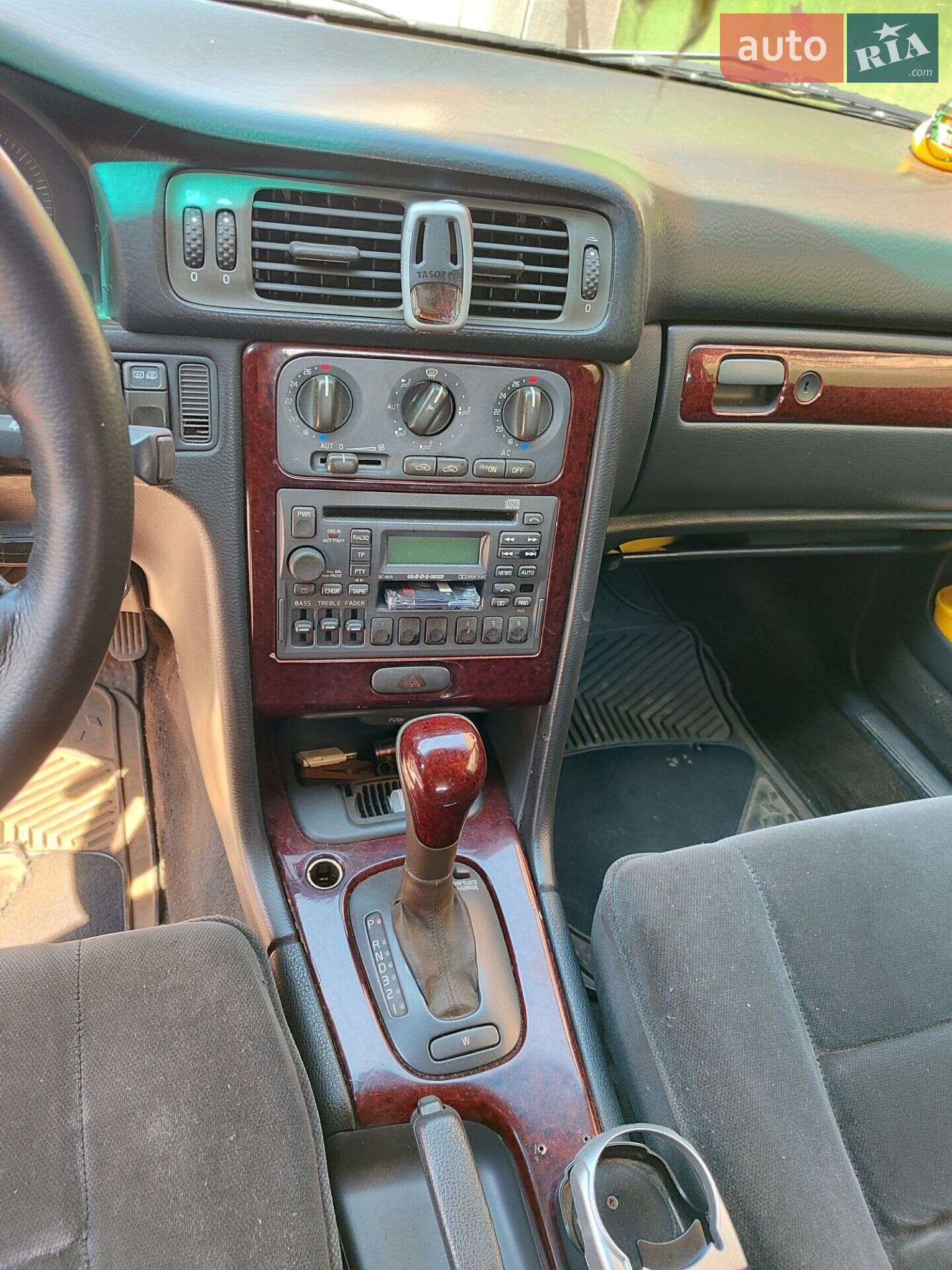 Volvo V70 1999 VIN YV1LW7206Y2658828 фото оголошення 3 з 17