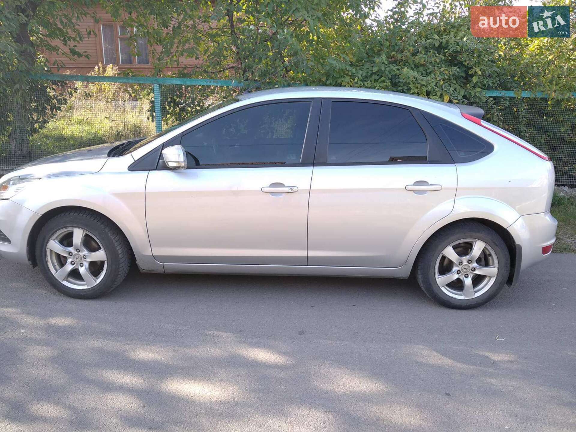 Ford Focus 2010 VIN WF0PXXGCDPAA01035 фото оголошення 8 з 10