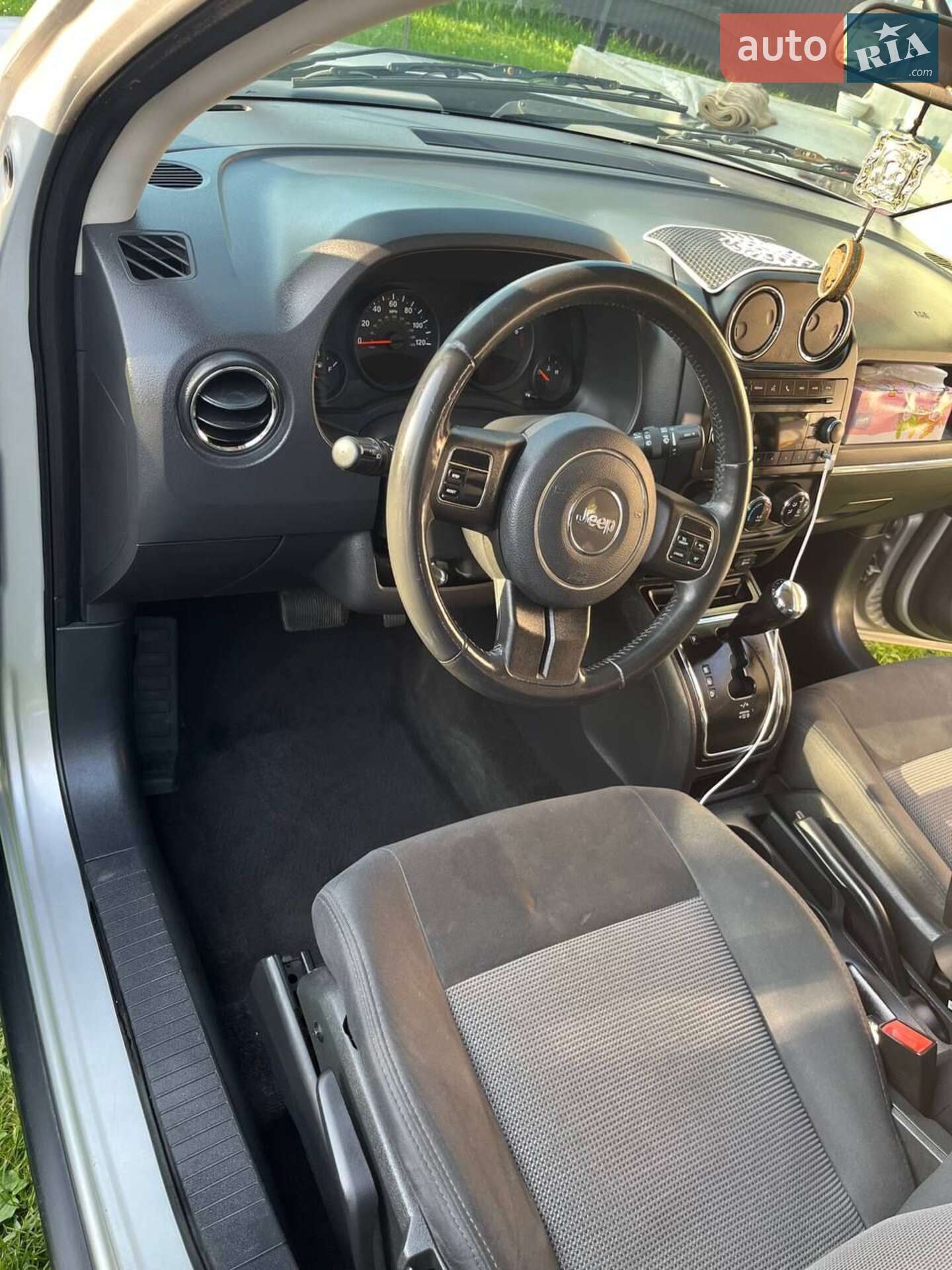 Jeep Compass 2011 VIN 1J4NF1FB8BD252099 фото оголошення 14 з 19