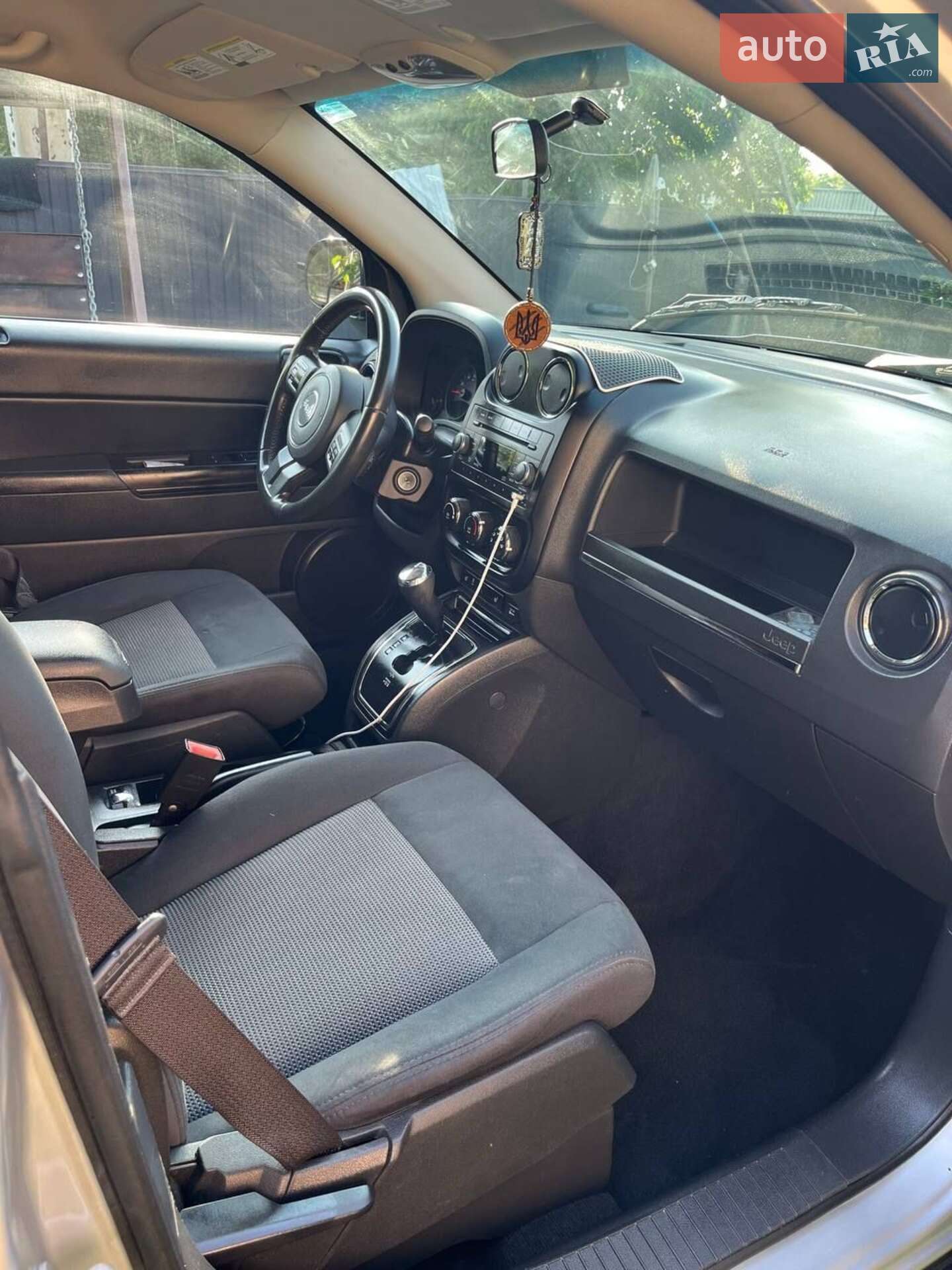Jeep Compass 2011 VIN 1J4NF1FB8BD252099 фото оголошення 16 з 19