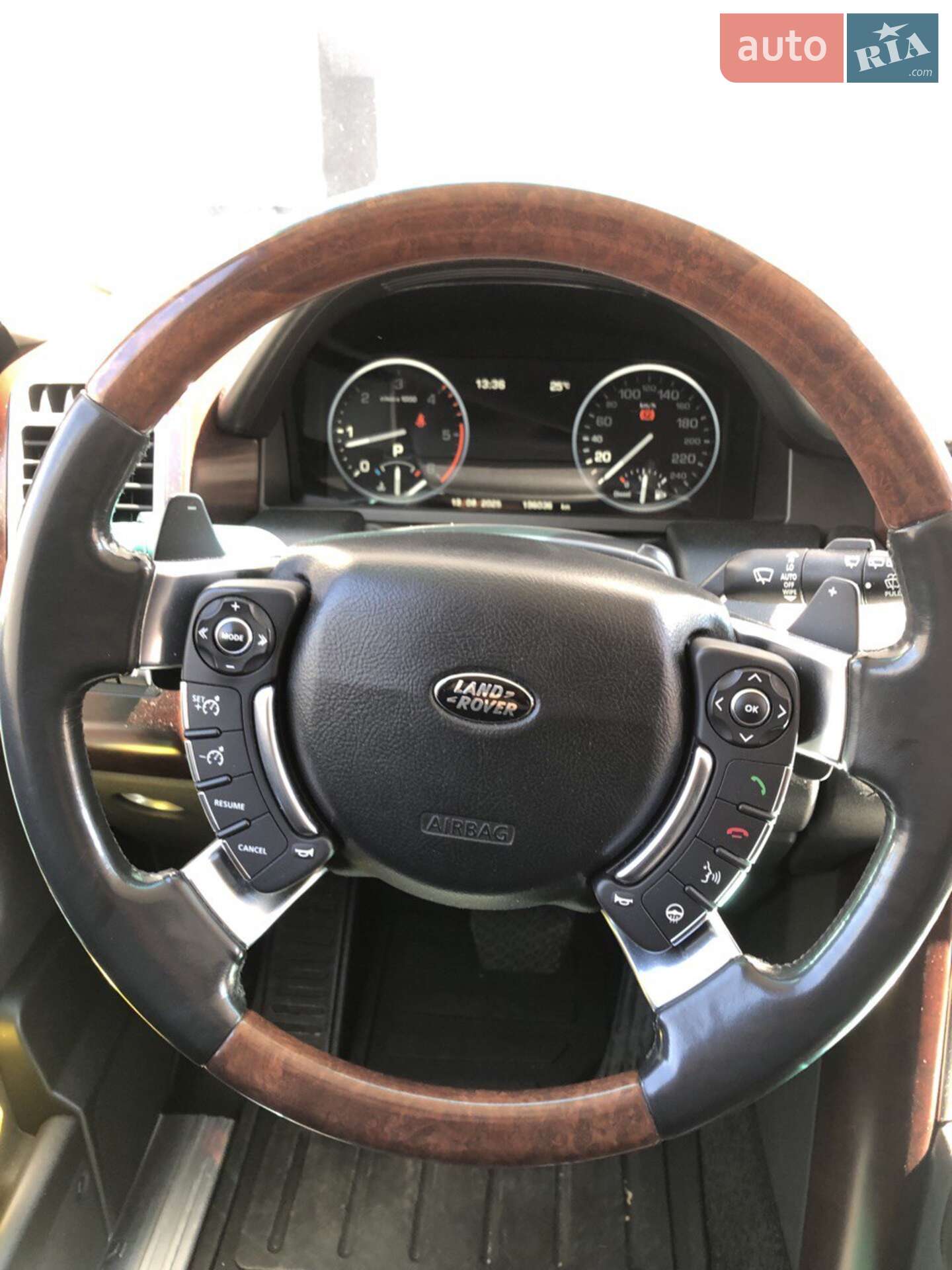 Land Rover Range Rover 2011 VIN SALLMAMH4BA353092 фото оголошення 8 з 12