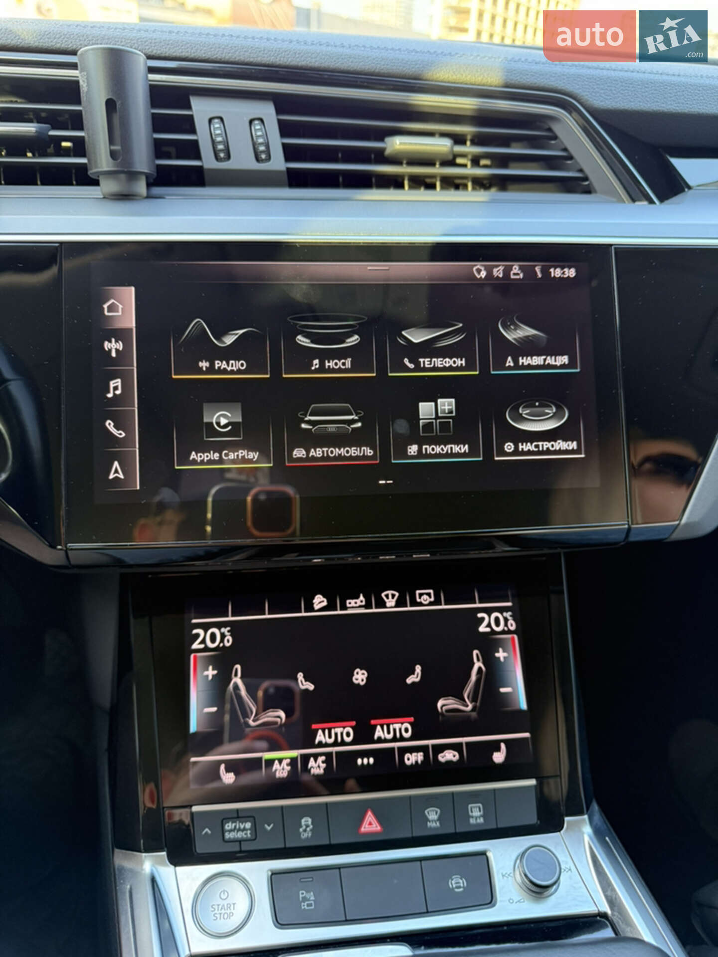 Audi e-tron Sportback 2020 VIN WAUZZZGE9LB034303 фото оголошення 10 з 16