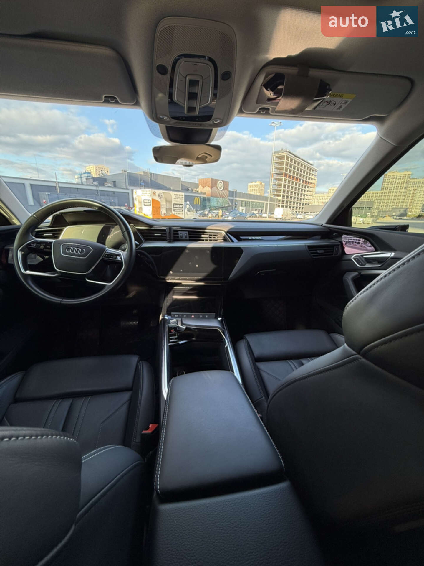 Audi e-tron Sportback 2020 VIN WAUZZZGE9LB034303 фото оголошення 15 з 16