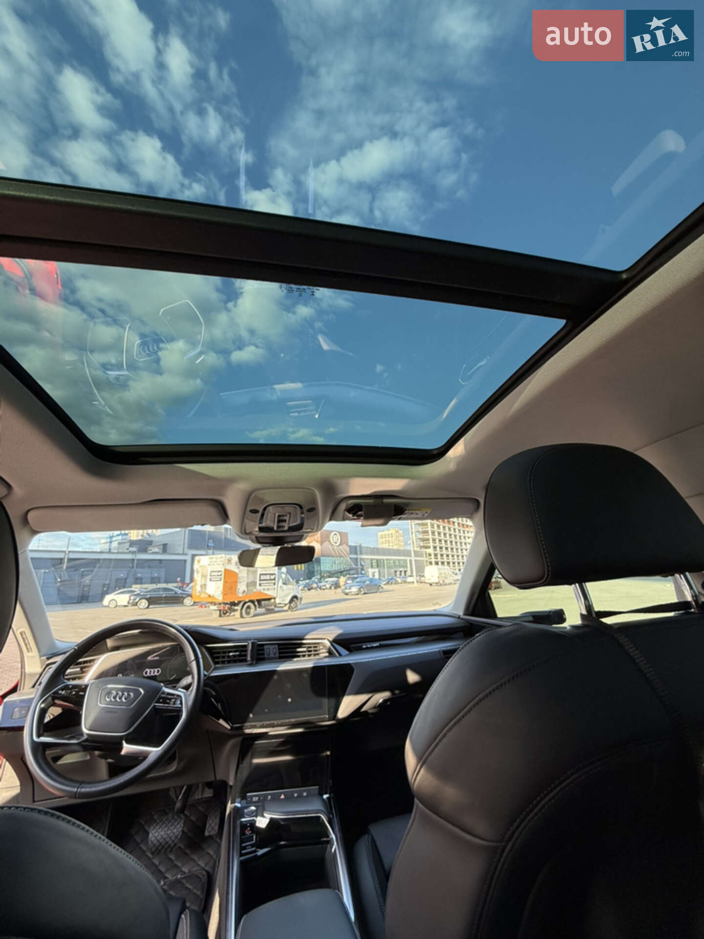 Audi e-tron Sportback 2020 VIN WAUZZZGE9LB034303 фото оголошення 16 з 16