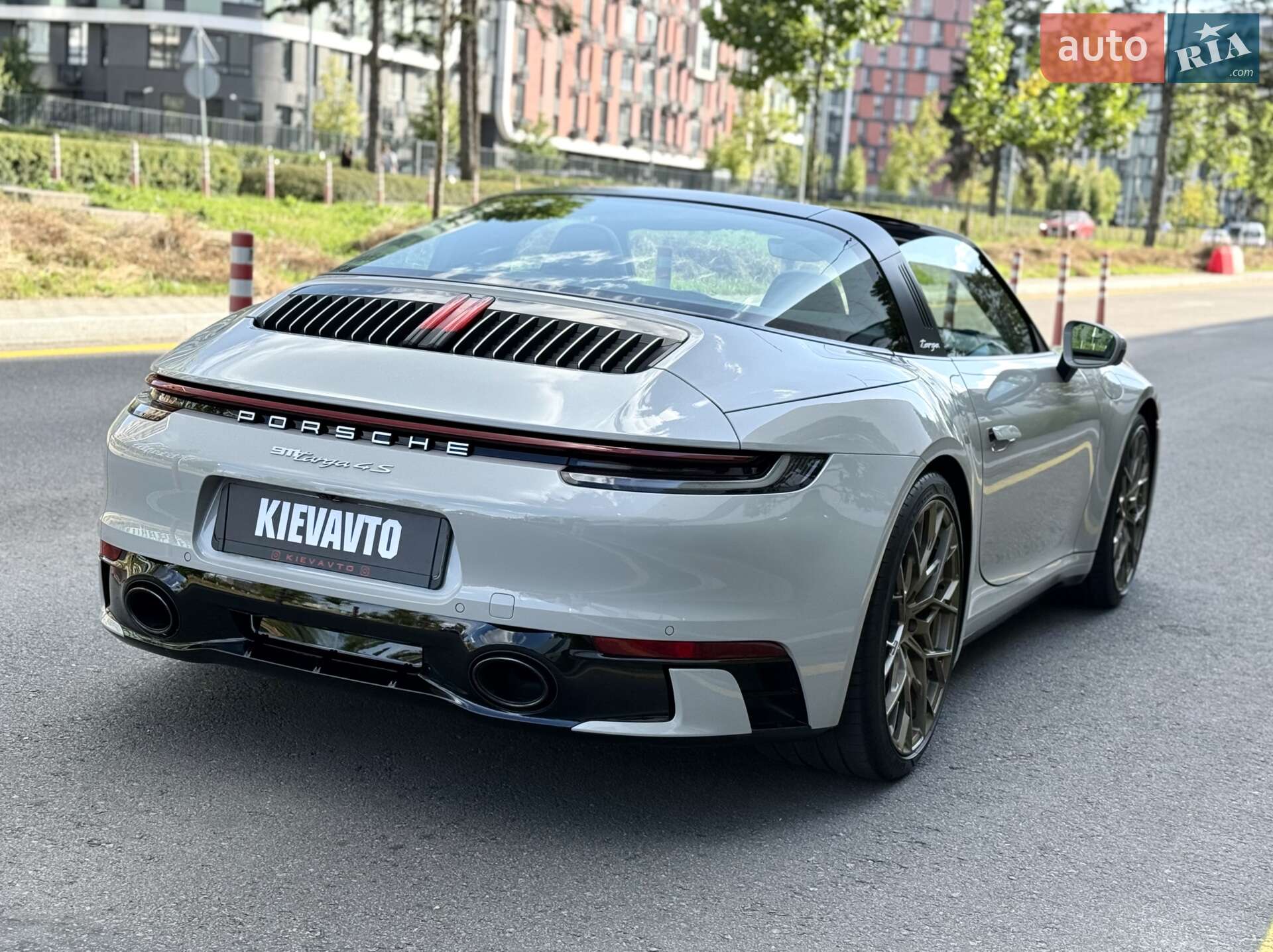 Porsche 911 2023 VIN WP0BB2A9XPS233474 фото оголошення 11 з 24
