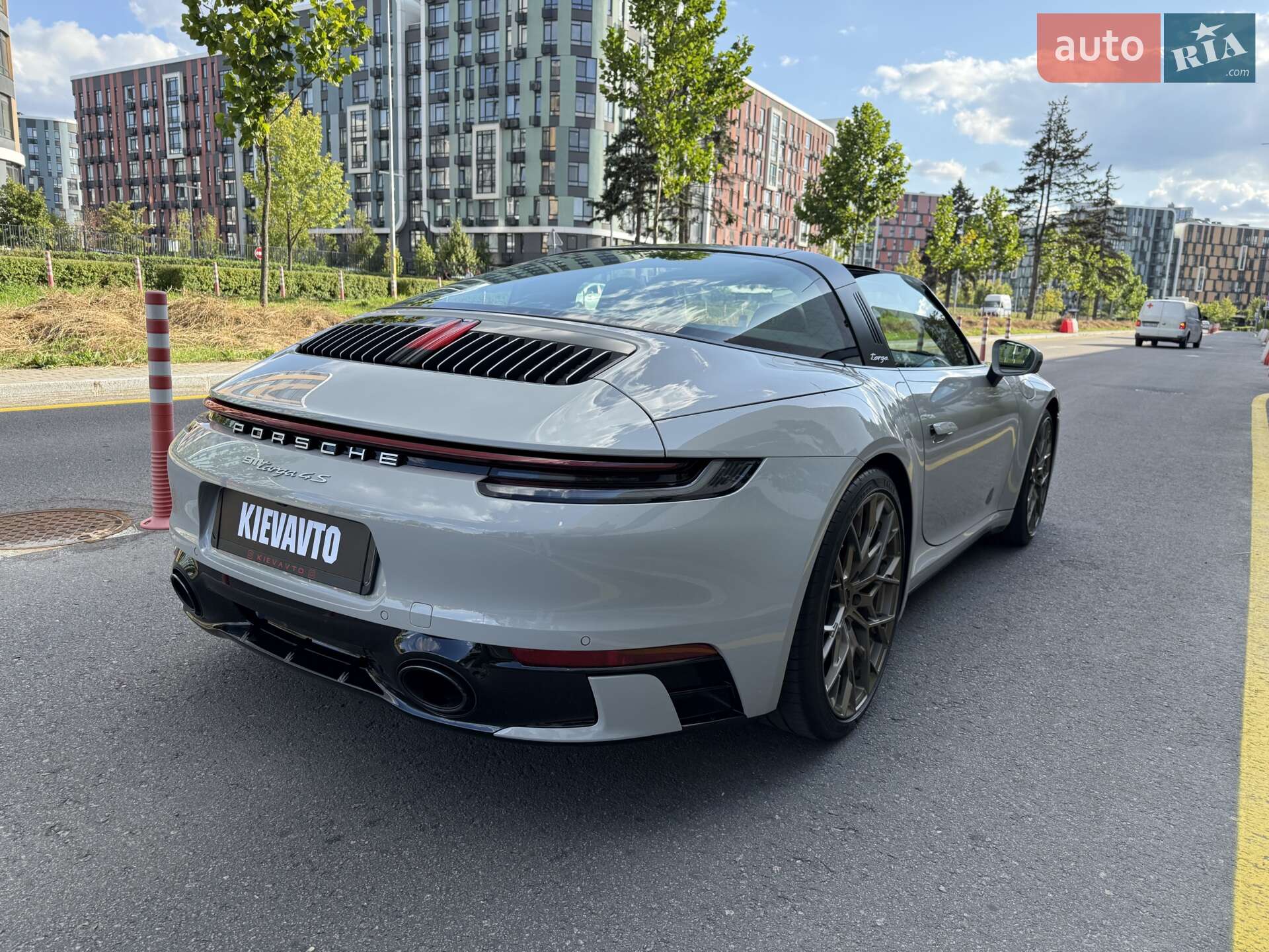 Porsche 911 2023 VIN WP0BB2A9XPS233474 фото оголошення 14 з 24
