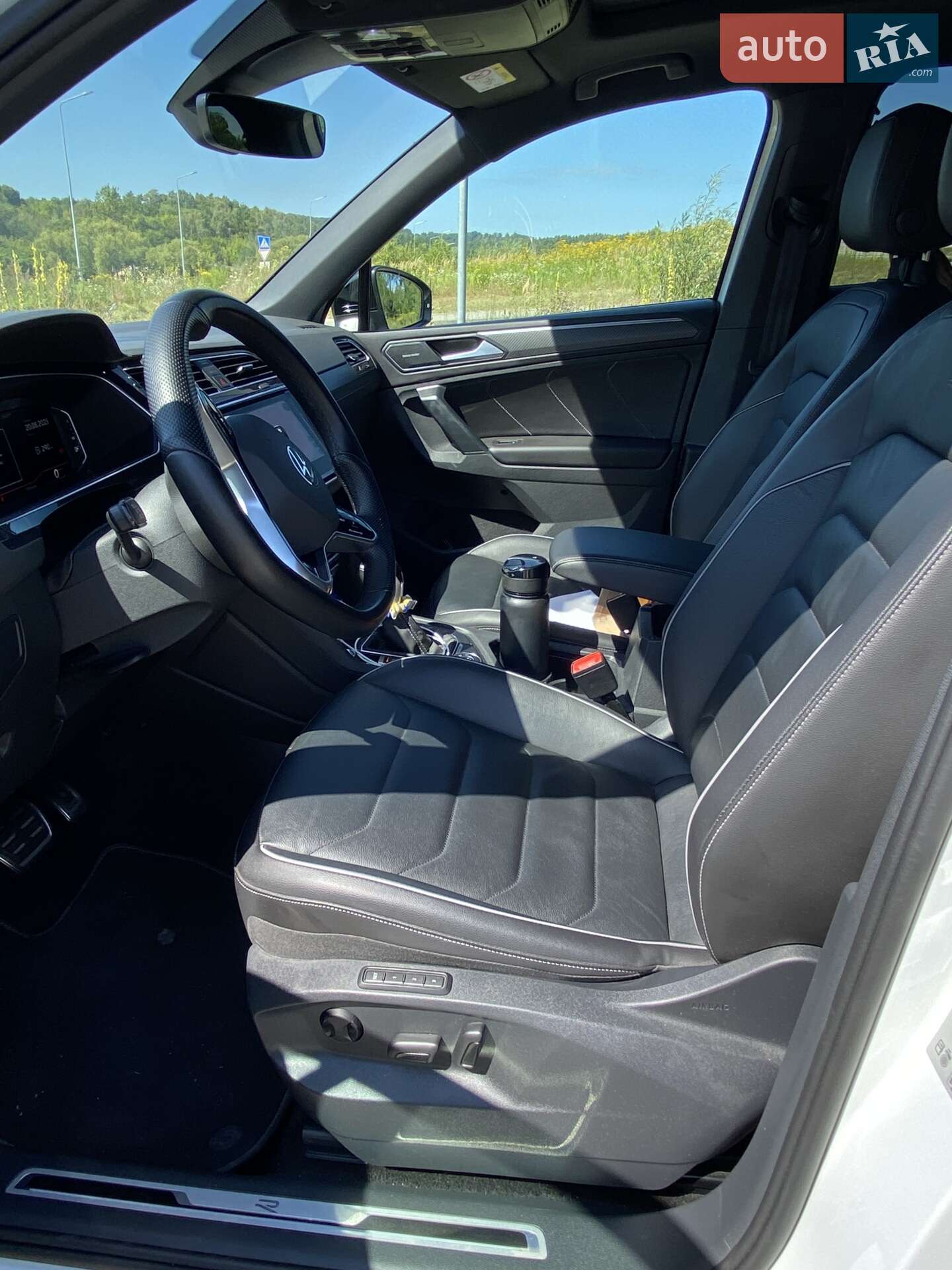 Volkswagen Tiguan 2022 VIN WVGZZZ5N5PW503337 фото оголошення 8 з 38