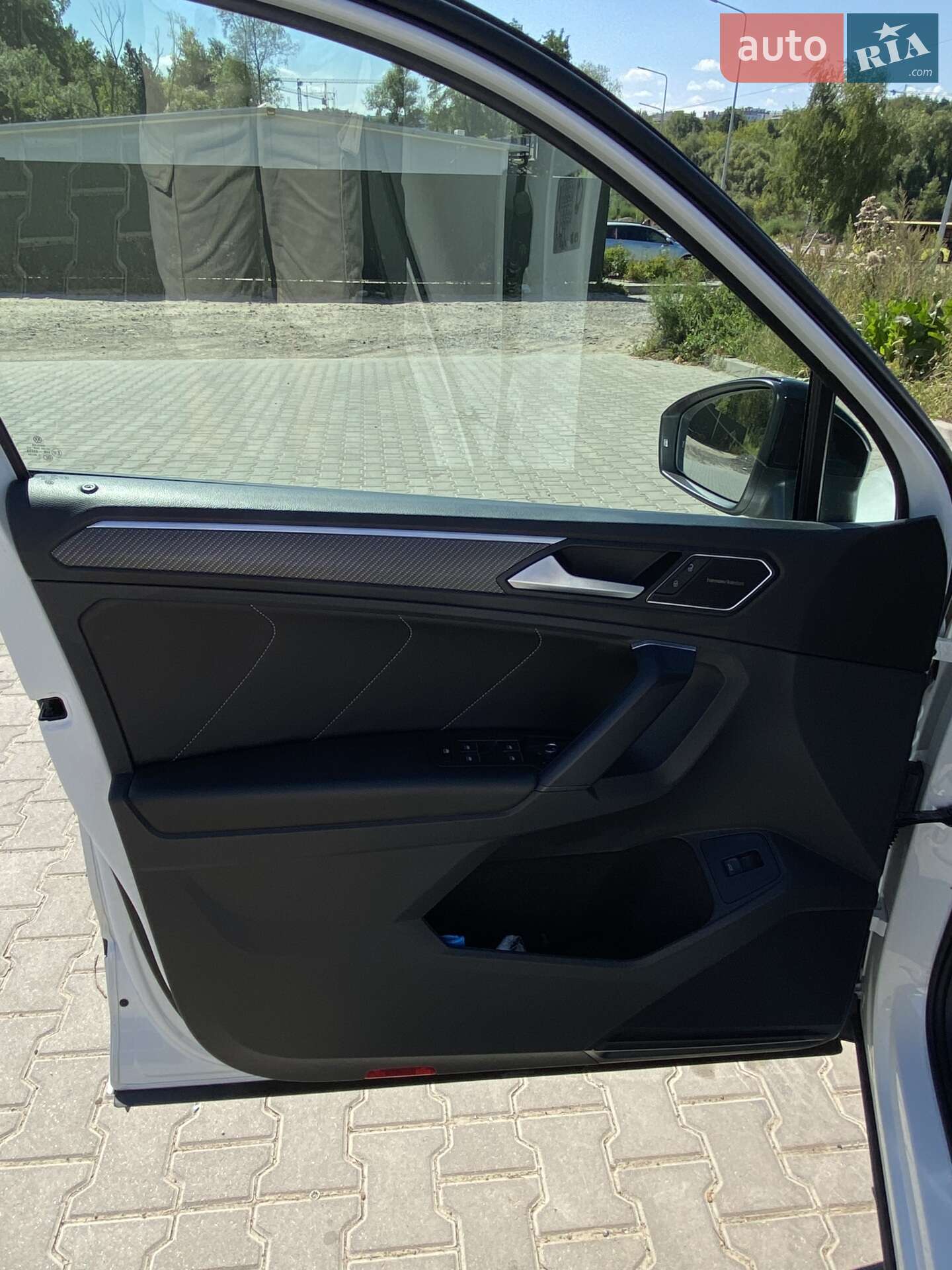 Volkswagen Tiguan 2022 VIN WVGZZZ5N5PW503337 фото оголошення 34 з 38