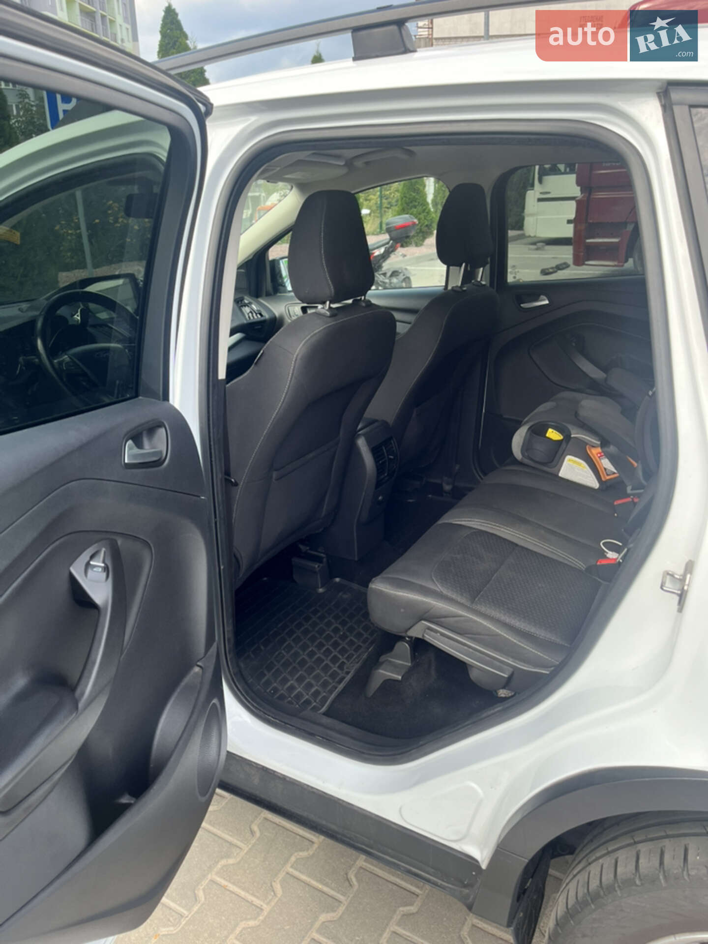 Ford Kuga 2017 VIN WF0AXXWPMAHC85347 фото оголошення 6 з 21