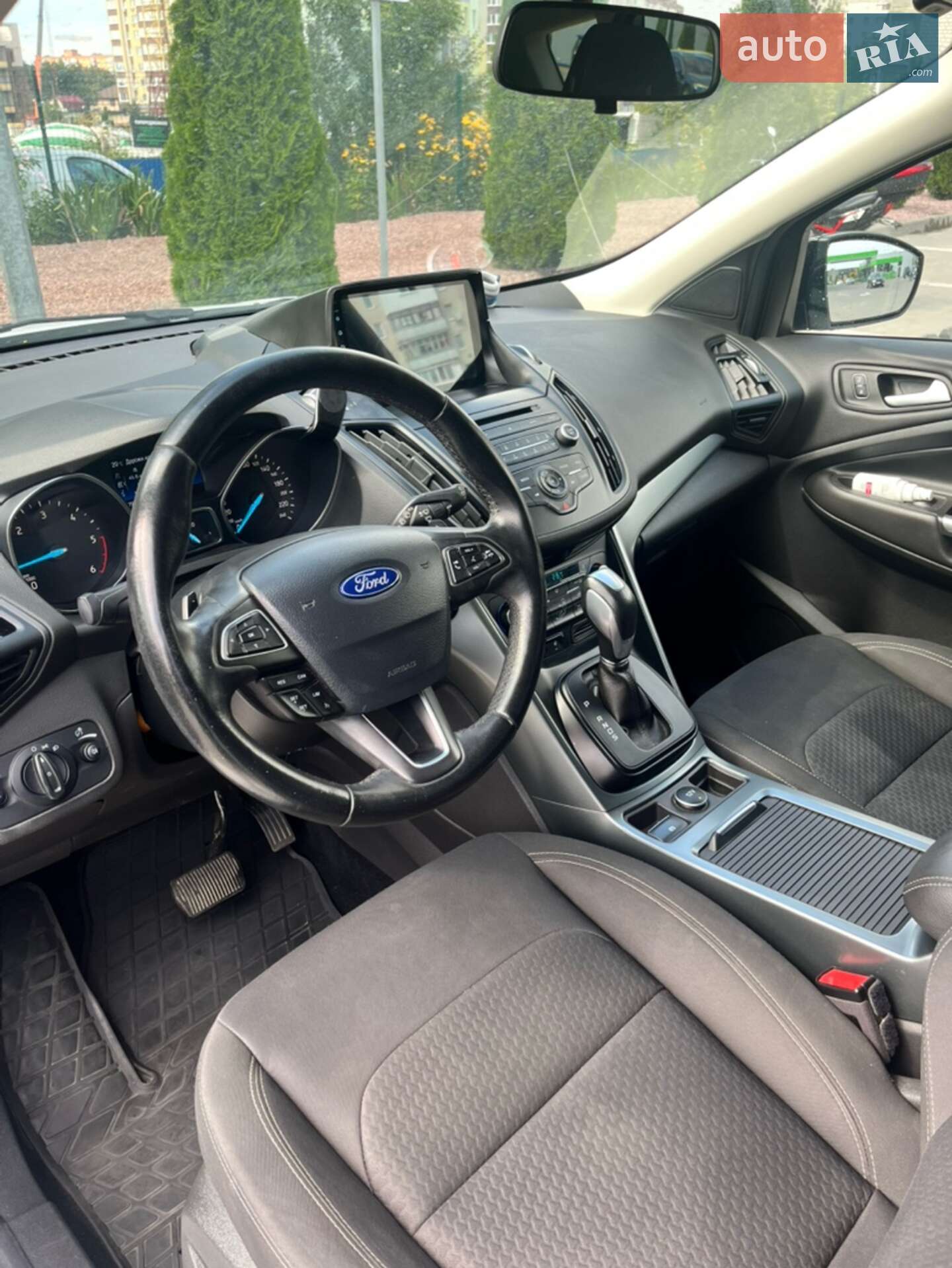 Ford Kuga 2017 VIN WF0AXXWPMAHC85347 фото оголошення 4 з 21