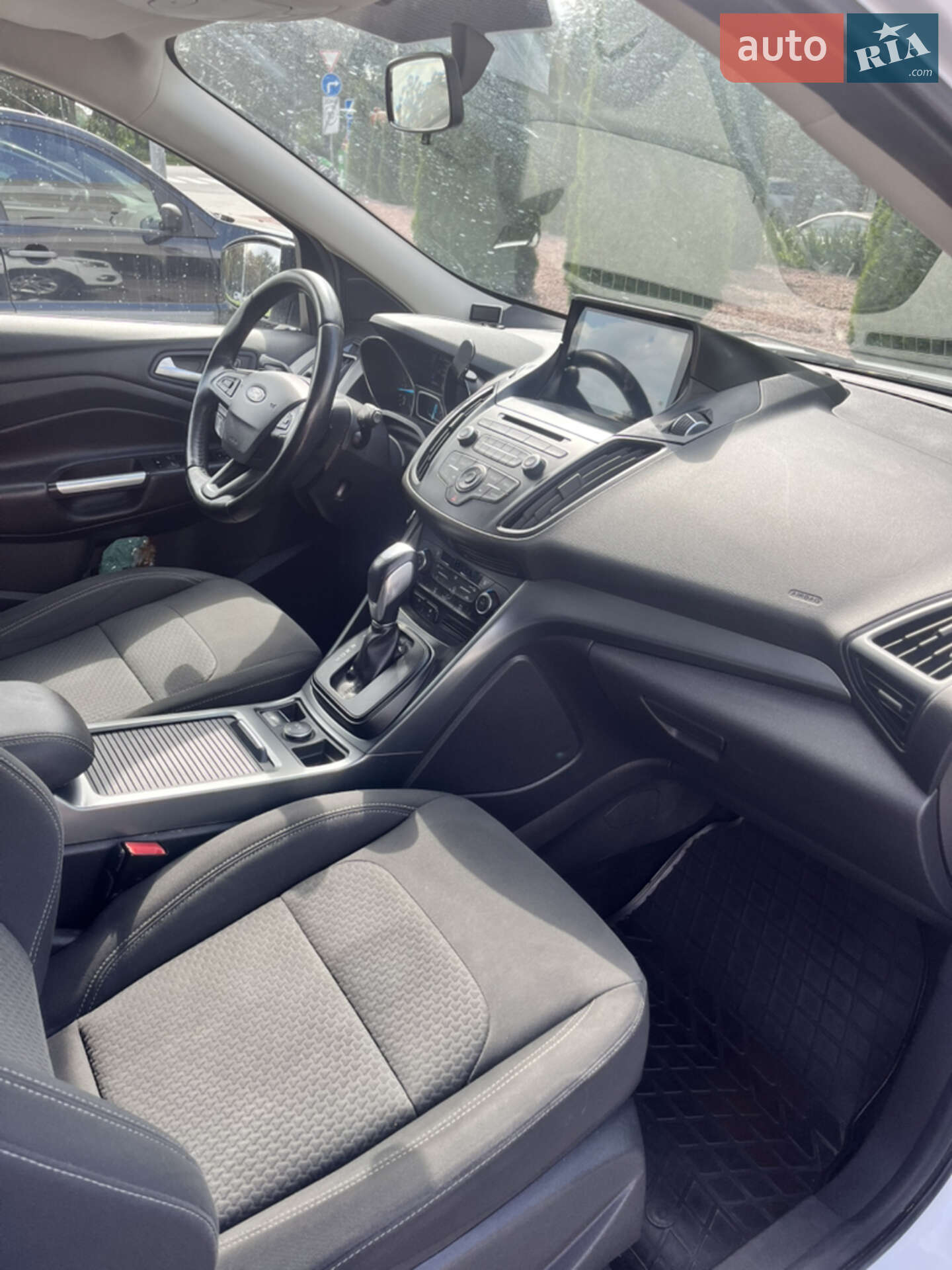 Ford Kuga 2017 VIN WF0AXXWPMAHC85347 фото оголошення 13 з 21