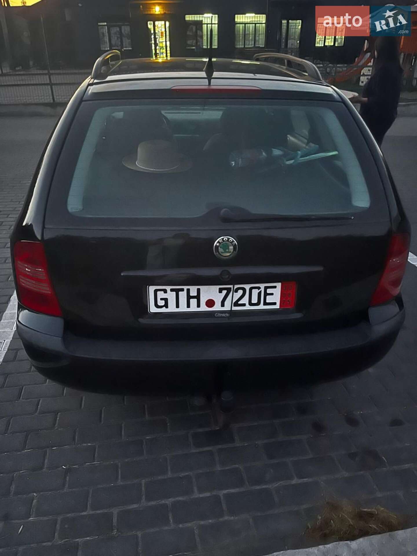 Skoda Octavia 2003 VIN TMBHX21U538706138 фото оголошення 4 з 14
