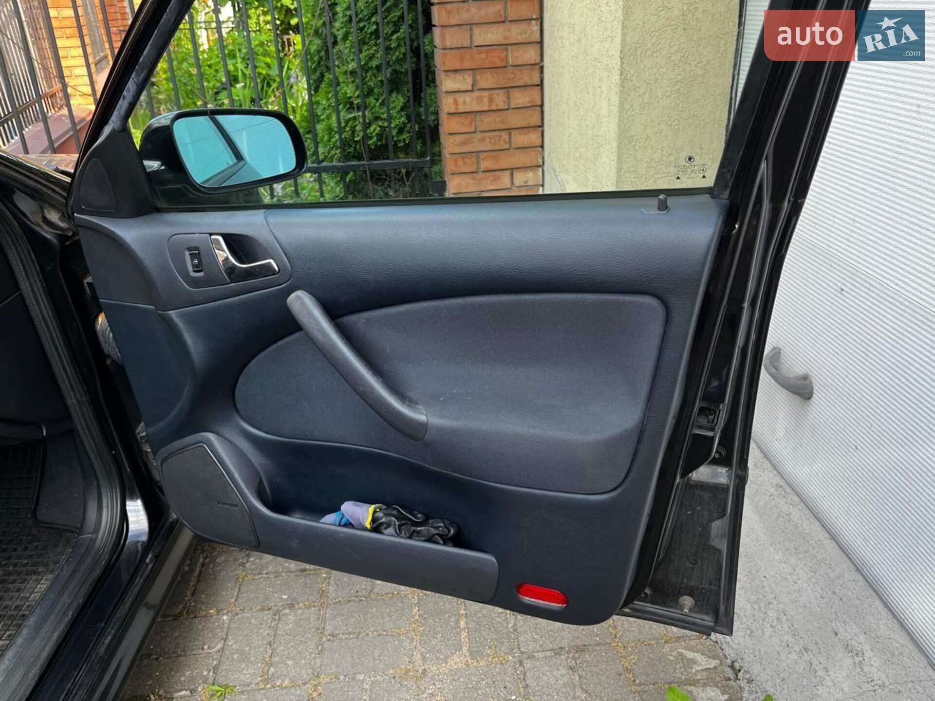 Skoda Octavia 2003 VIN TMBHX21U538706138 фото оголошення 9 з 14