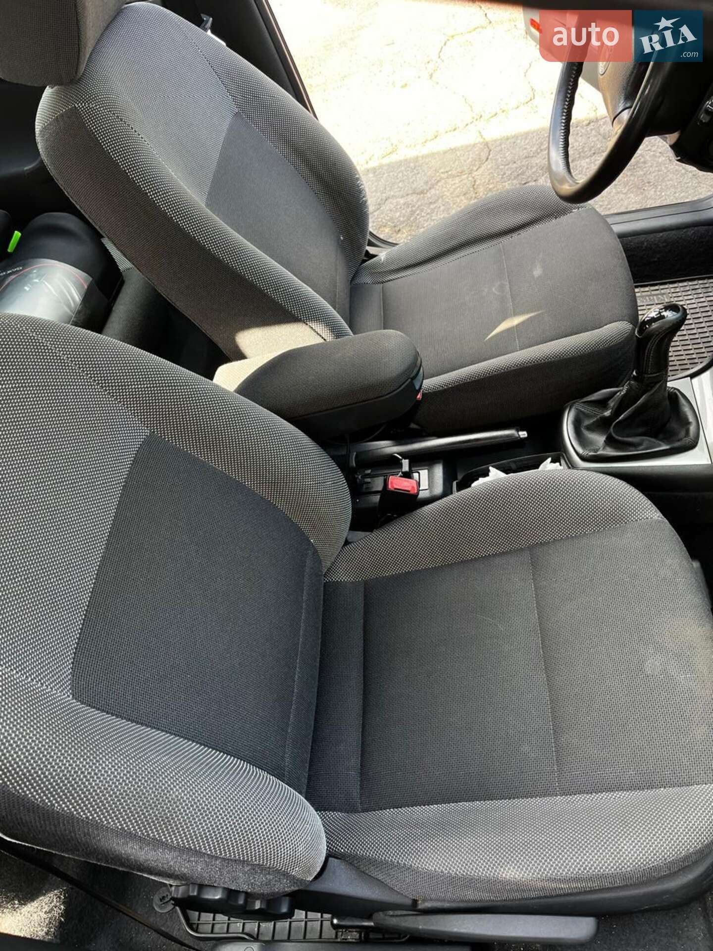 Skoda Octavia 2003 VIN TMBHX21U538706138 фото оголошення 10 з 14