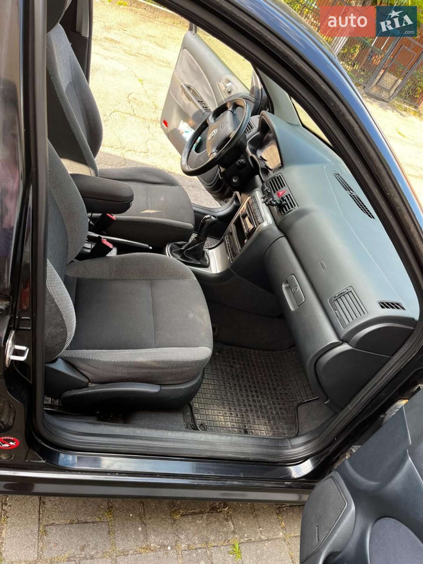 Skoda Octavia 2003 VIN TMBHX21U538706138 фото оголошення 11 з 14