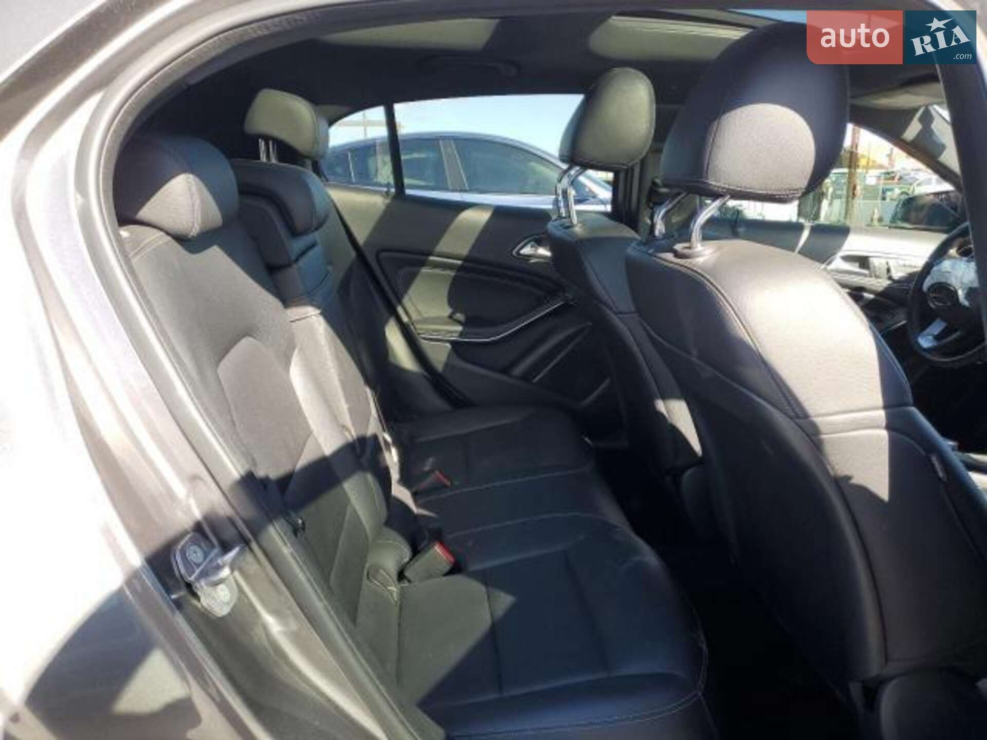 Mercedes-Benz GLA-Class 2019 VIN WDCTG4GB3LJ678807 фото оголошення 10 з 13