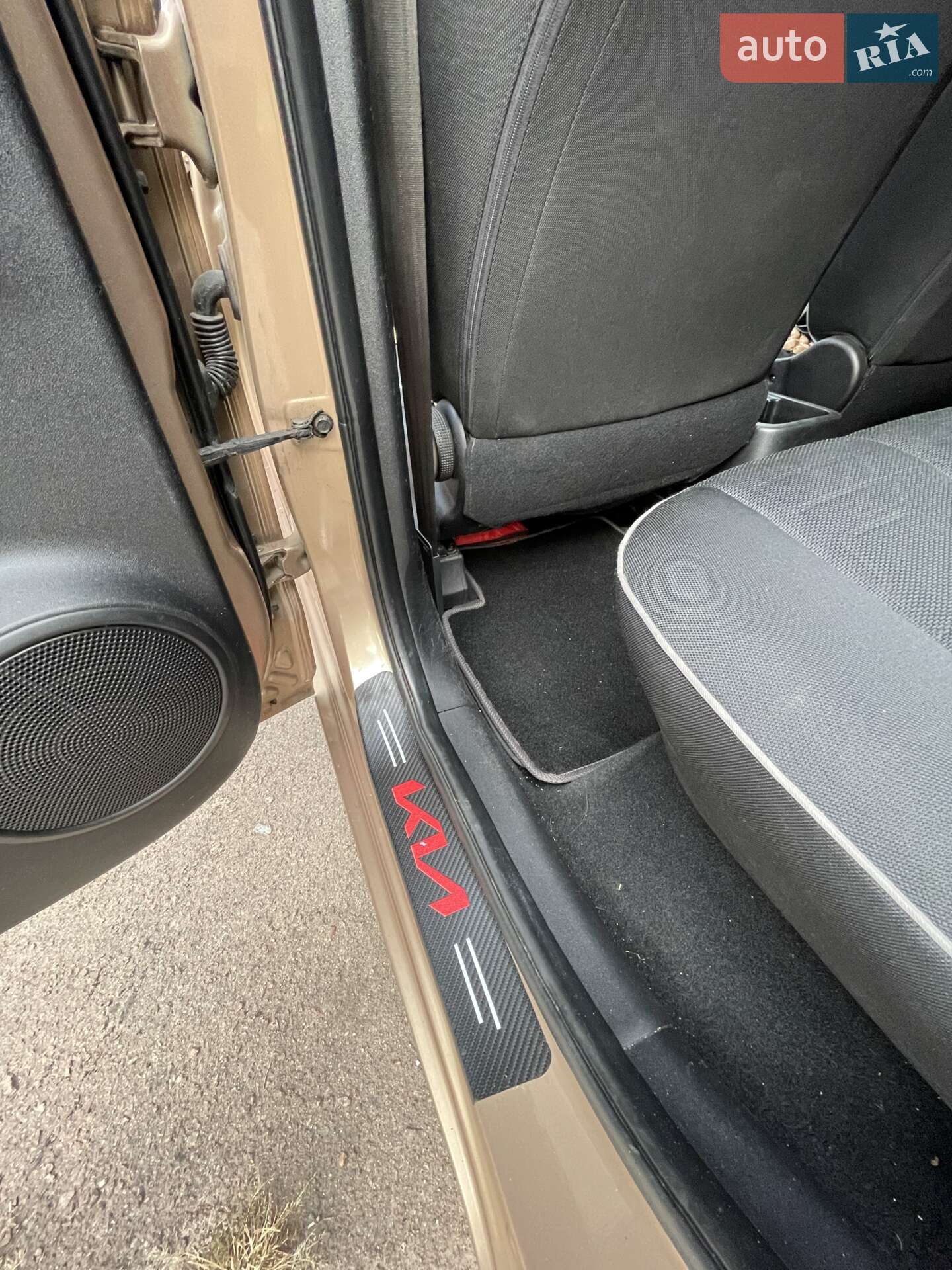 Kia Venga 2010 VIN TMAEH813AAJ013439 фото оголошення 29 з 29