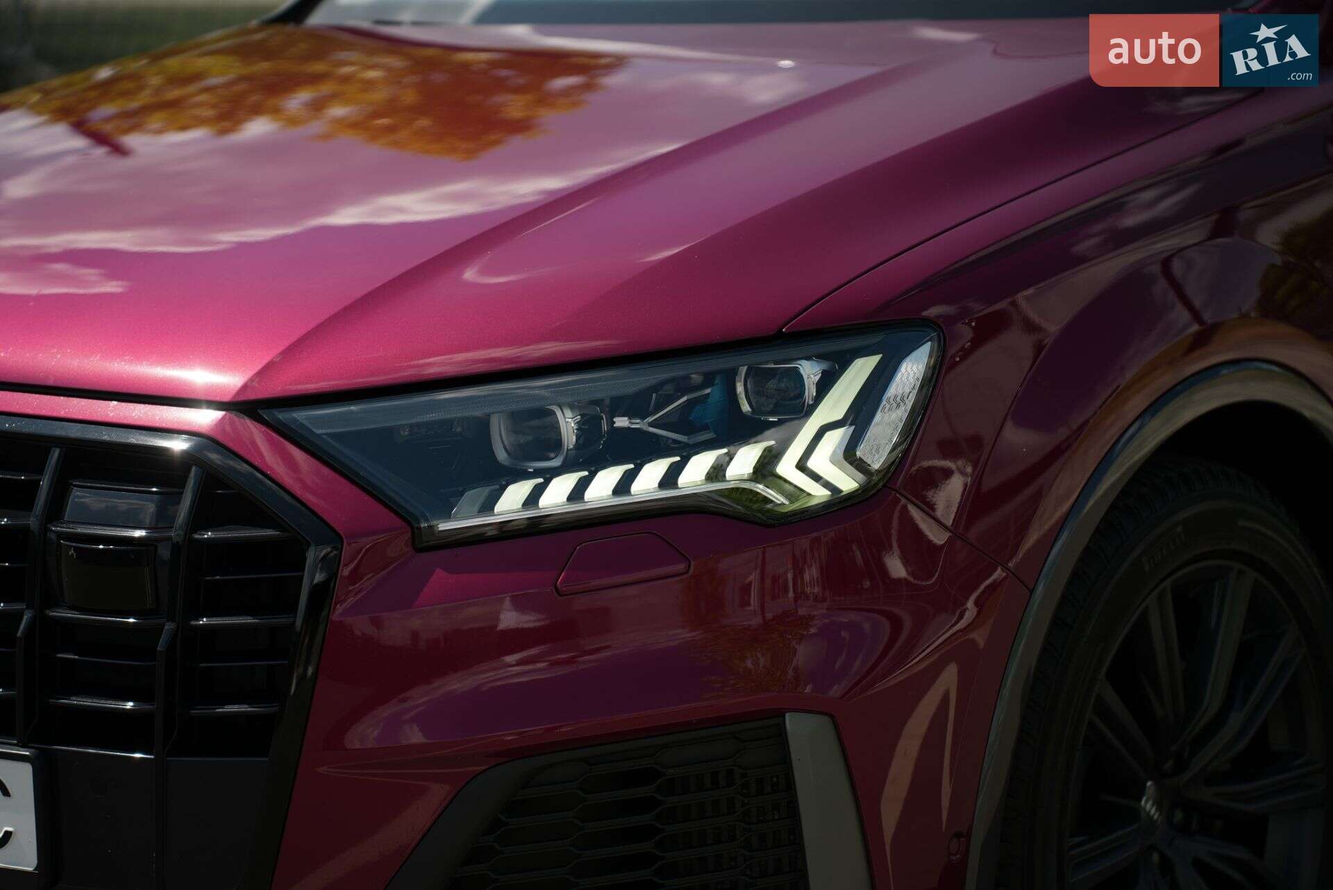 Audi Q7 2019 VIN WAUZZZ4MXLD008373 фото оголошення 3 з 51