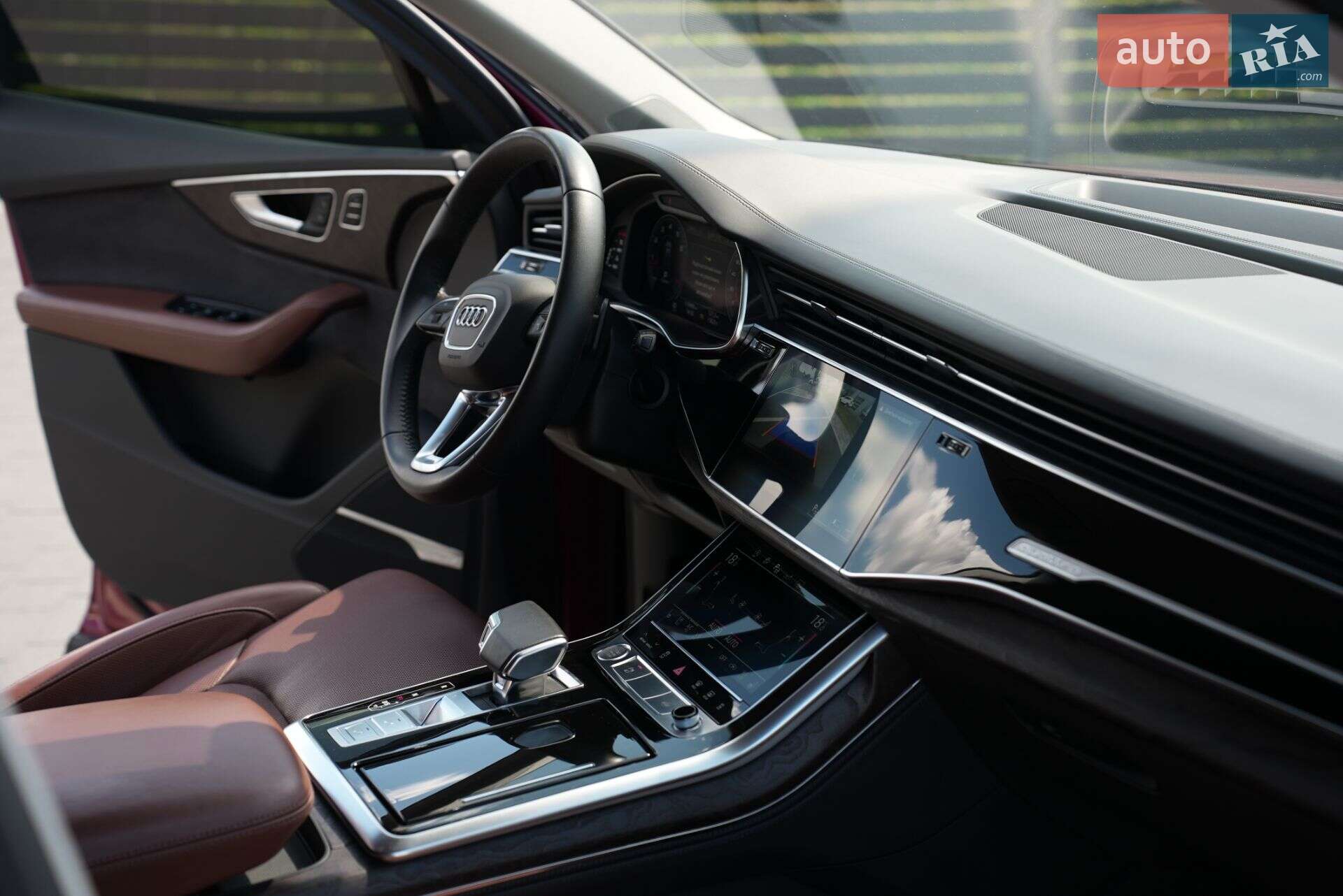 Audi Q7 2019 VIN WAUZZZ4MXLD008373 фото оголошення 11 з 51
