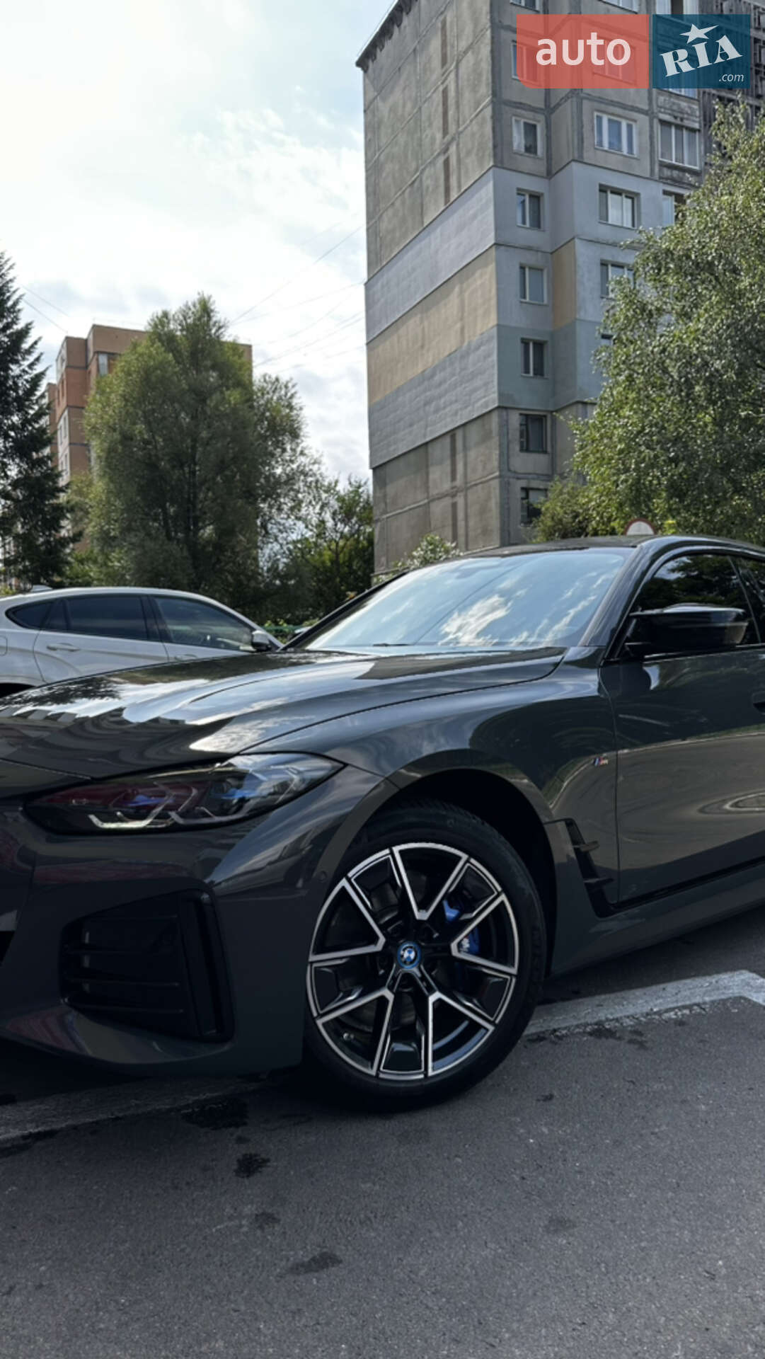 BMW i4 2022 VIN WBY31AW080FP14736 фото оголошення 4 з 98