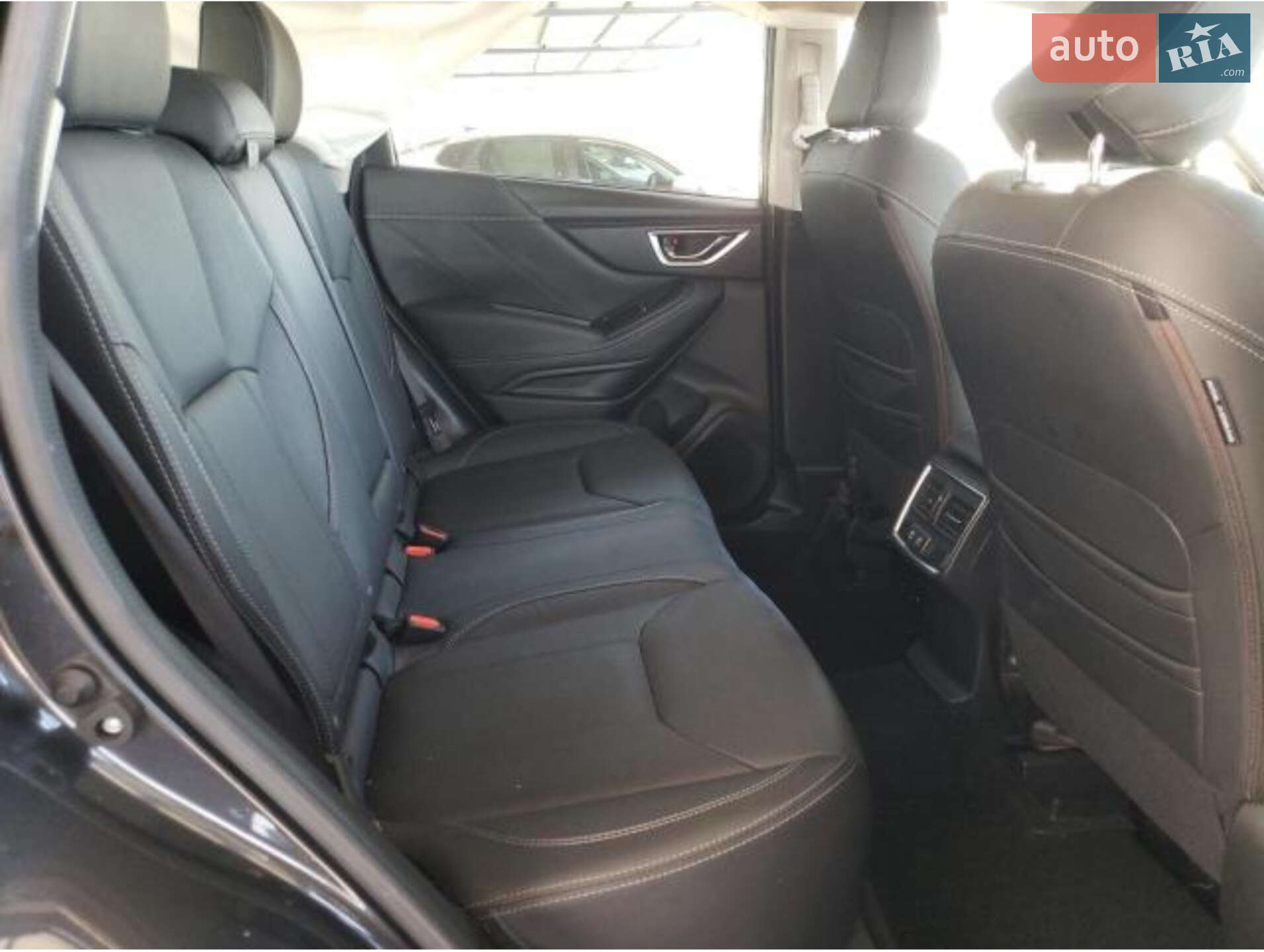 Subaru Forester 2018 VIN JF2SKASCXKH408348 фото оголошення 12 з 18