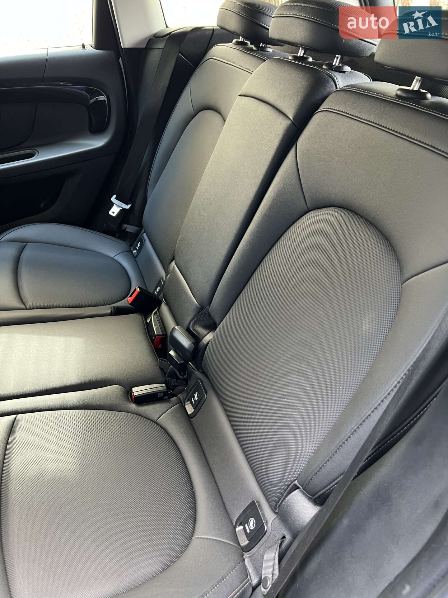 MINI Countryman 2023 VIN WMZ83BR07R3S19526 фото оголошення 41 з 43
