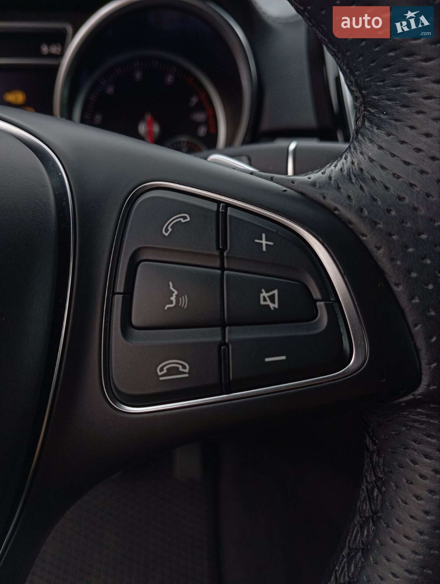 Mercedes-Benz GLS-Class 2017 VIN 4JGDF6EEXHA908786 фото оголошення 8 з 35