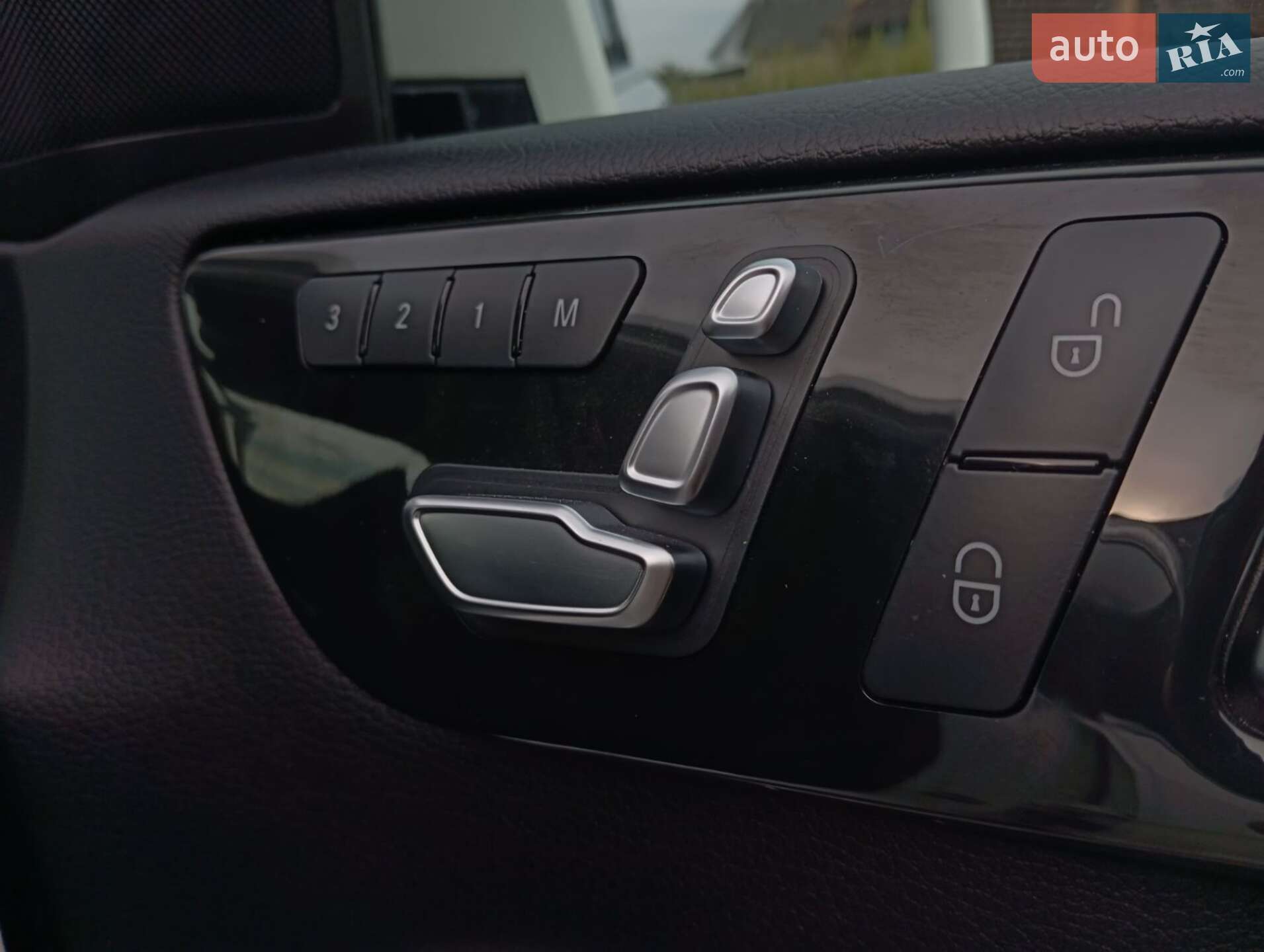 Mercedes-Benz GLS-Class 2017 VIN 4JGDF6EEXHA908786 фото оголошення 10 з 35