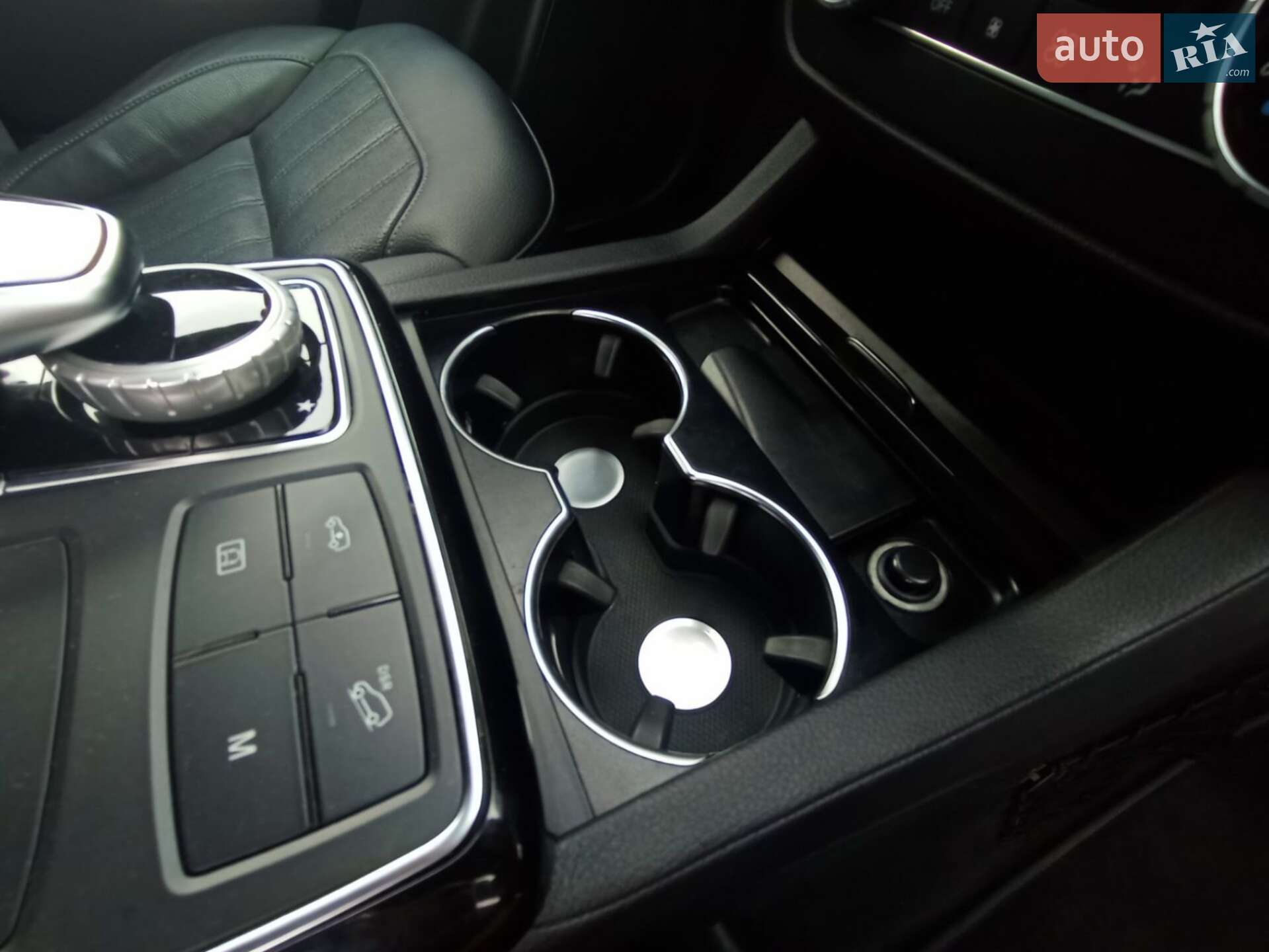 Mercedes-Benz GLS-Class 2017 VIN 4JGDF6EEXHA908786 фото оголошення 16 з 35