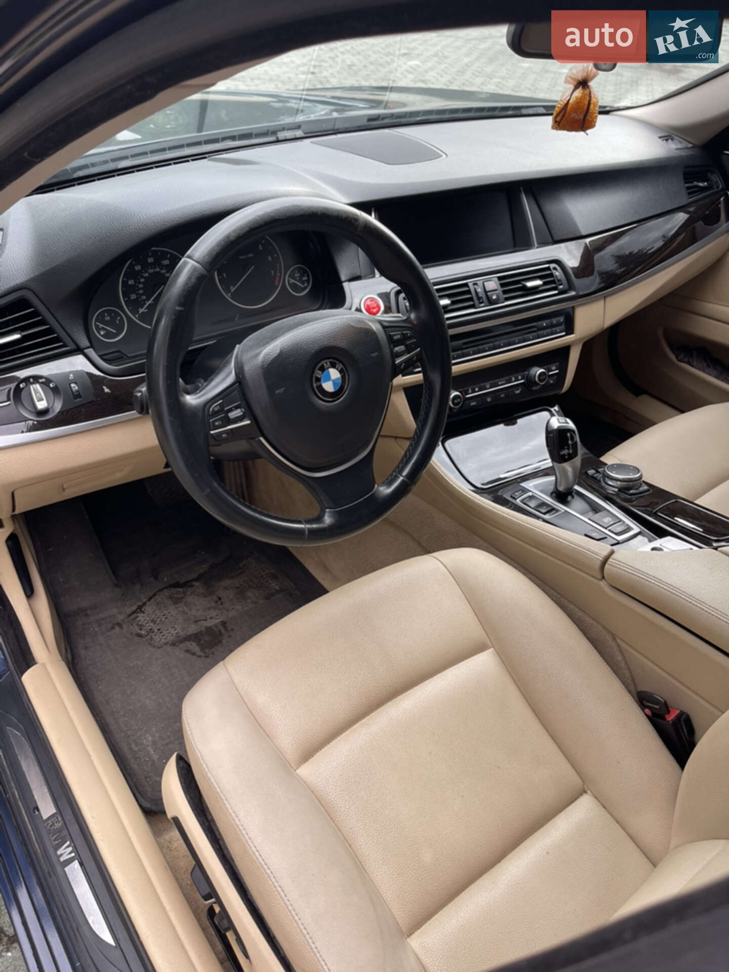 BMW 5 Series 2015 VIN WBA5A5C50FD521256 фото оголошення 18 з 27