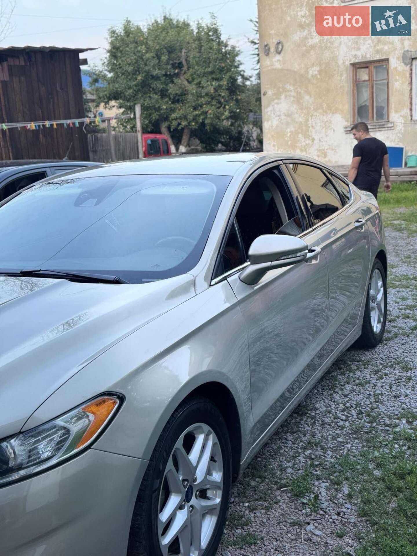Ford Fusion 2015 VIN 3FA6P0H77GR200610 фото оголошення 4 з 18