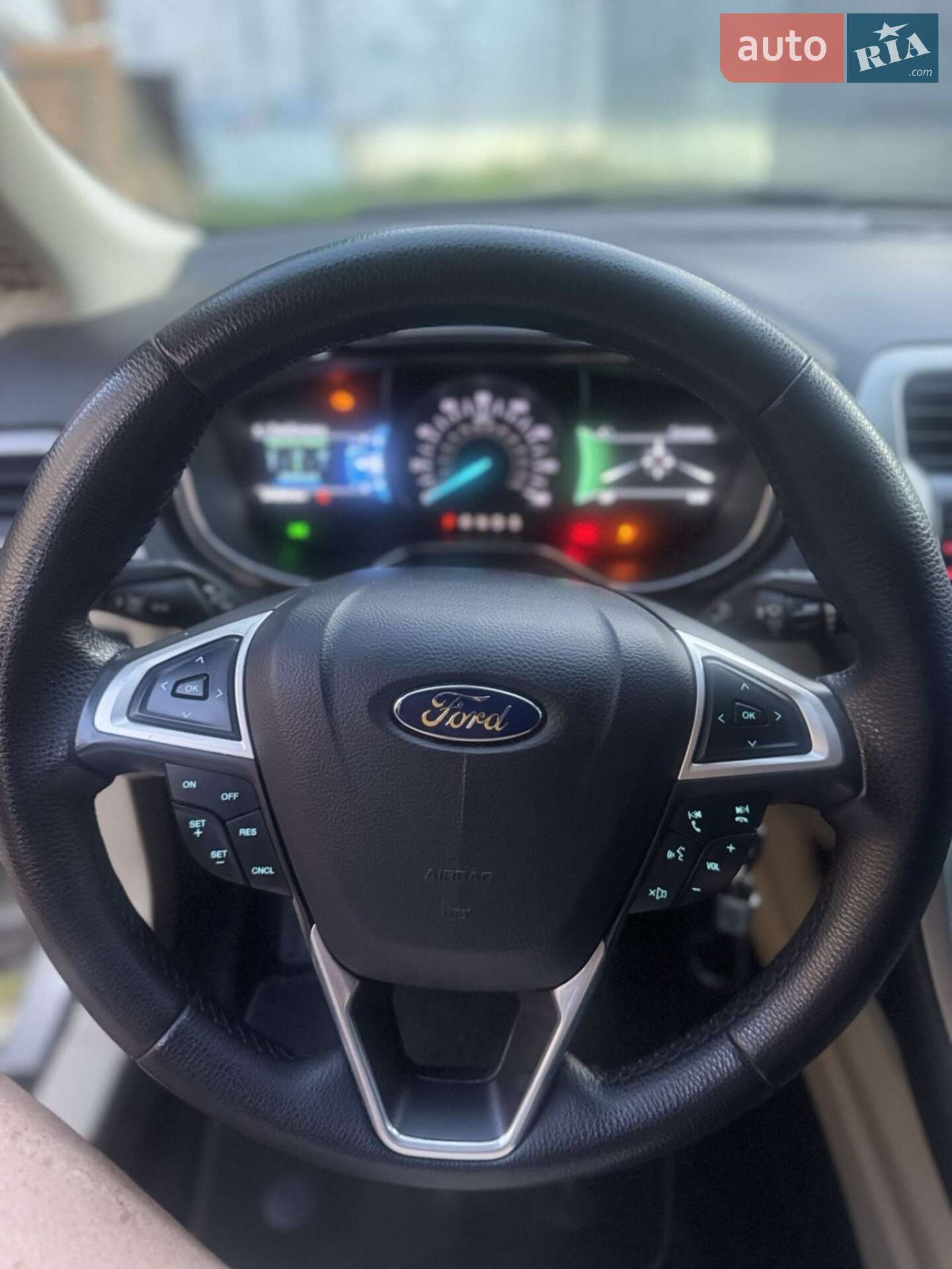 Ford Fusion 2015 VIN 3FA6P0H77GR200610 фото оголошення 11 з 18