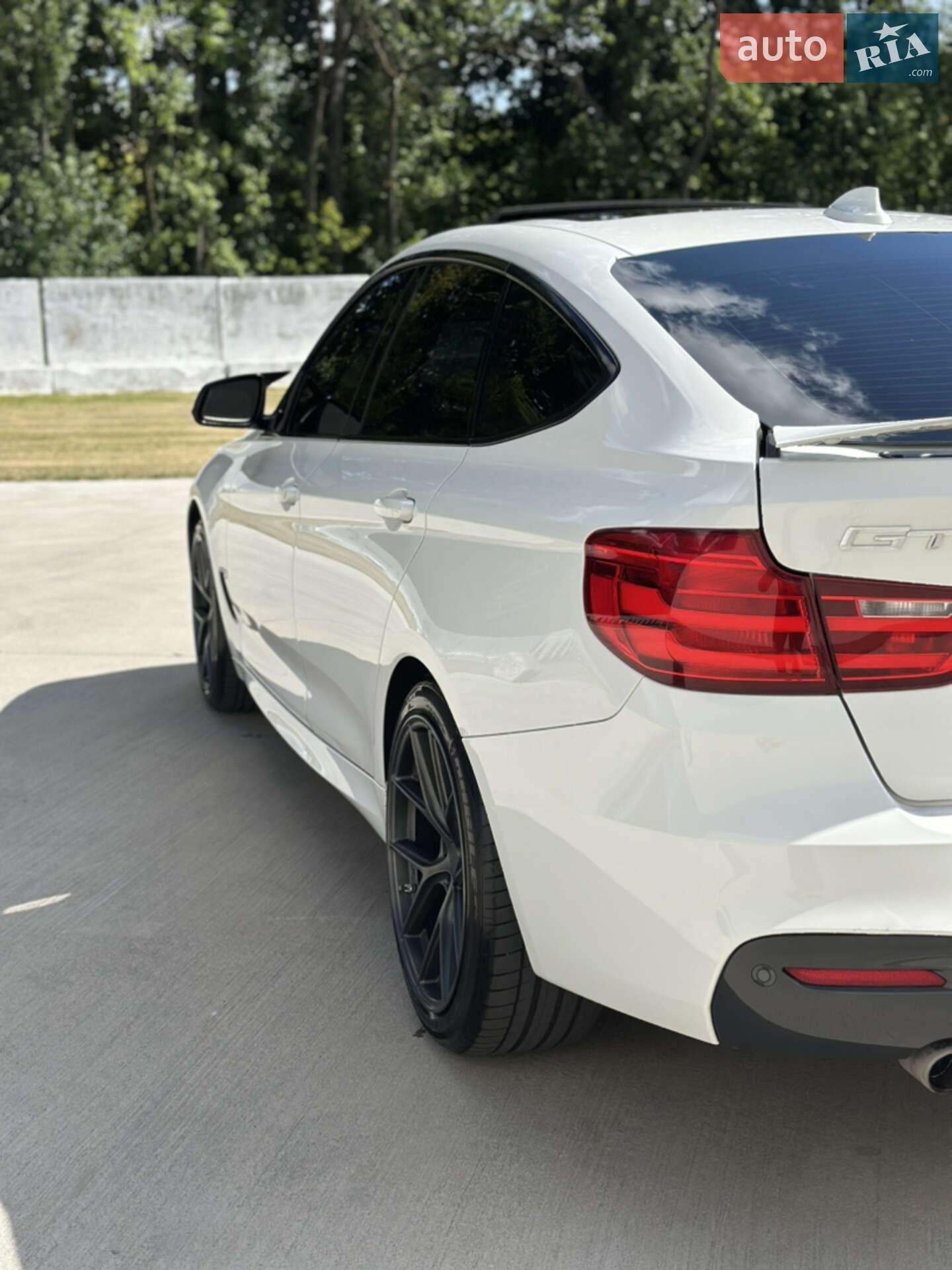 BMW 3 Series GT 2013 VIN WBA3X5C58ED556535 фото оголошення 7 з 42
