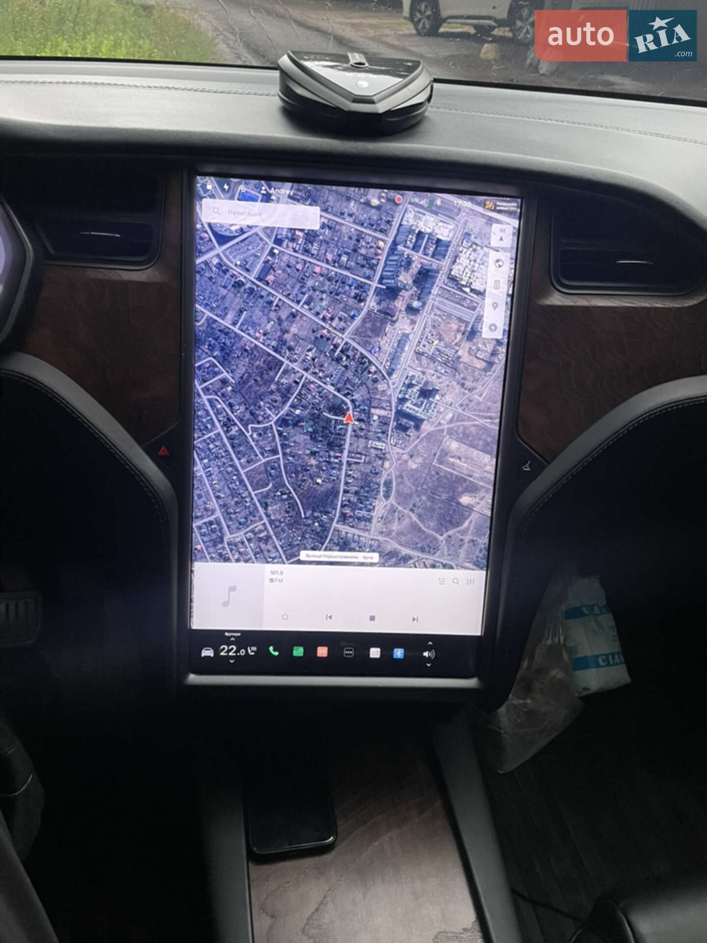 Tesla Model X 2020 VIN 5YJXCAE25LF231035 фото оголошення 7 з 8