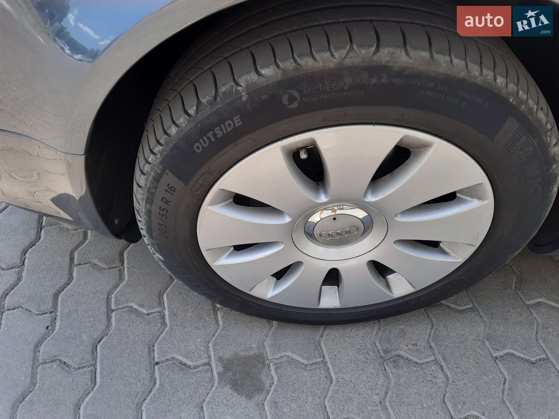 Audi A4 2005 VIN WAUZZZ8EX6A102455 фото оголошення 13 з 27