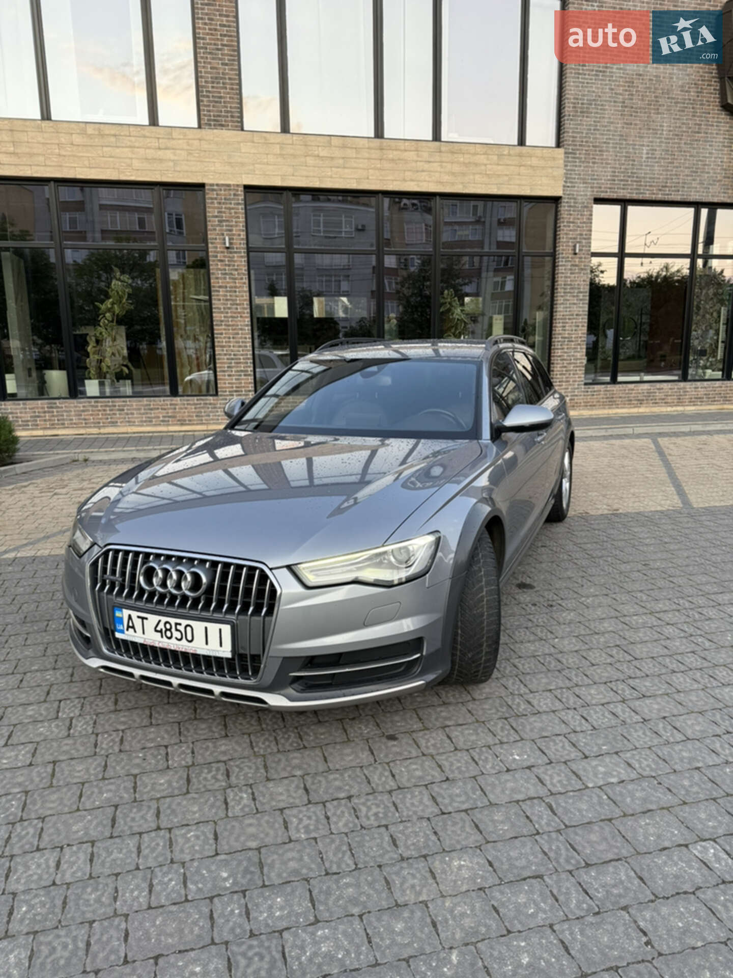 Audi A6 Allroad 2017 VIN WAUZZZ4G9JN008947 фото оголошення 4 з 58