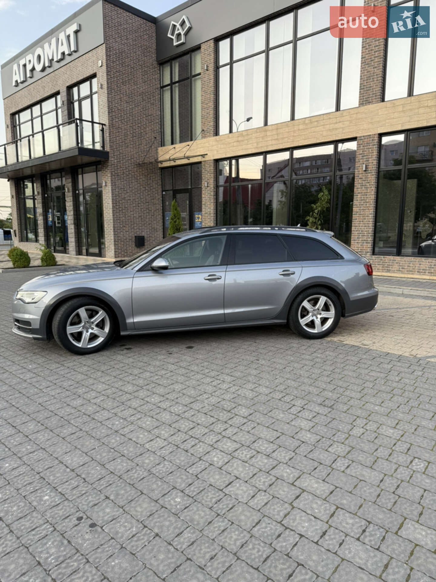 Audi A6 Allroad 2017 VIN WAUZZZ4G9JN008947 фото оголошення 10 з 58