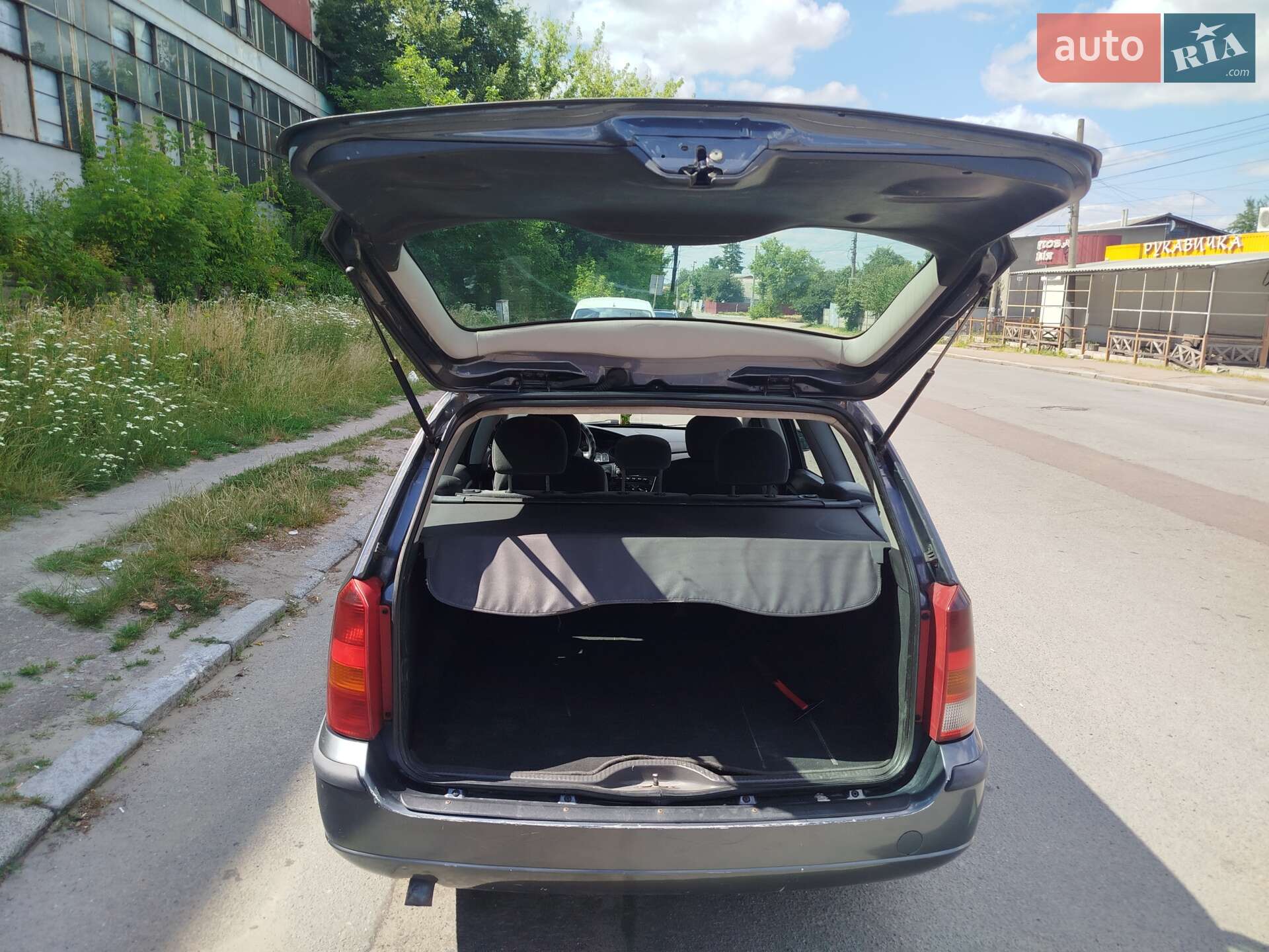 Ford Focus 2002 VIN WF0NXXGCDN2U76279 фото оголошення 11 з 20